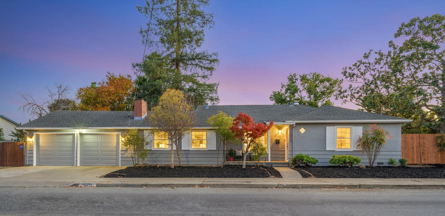 Neighborhood Neighborhood-24