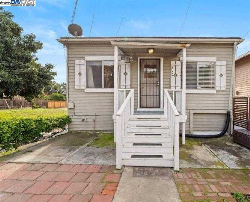 Neighborhood Neighborhood-29