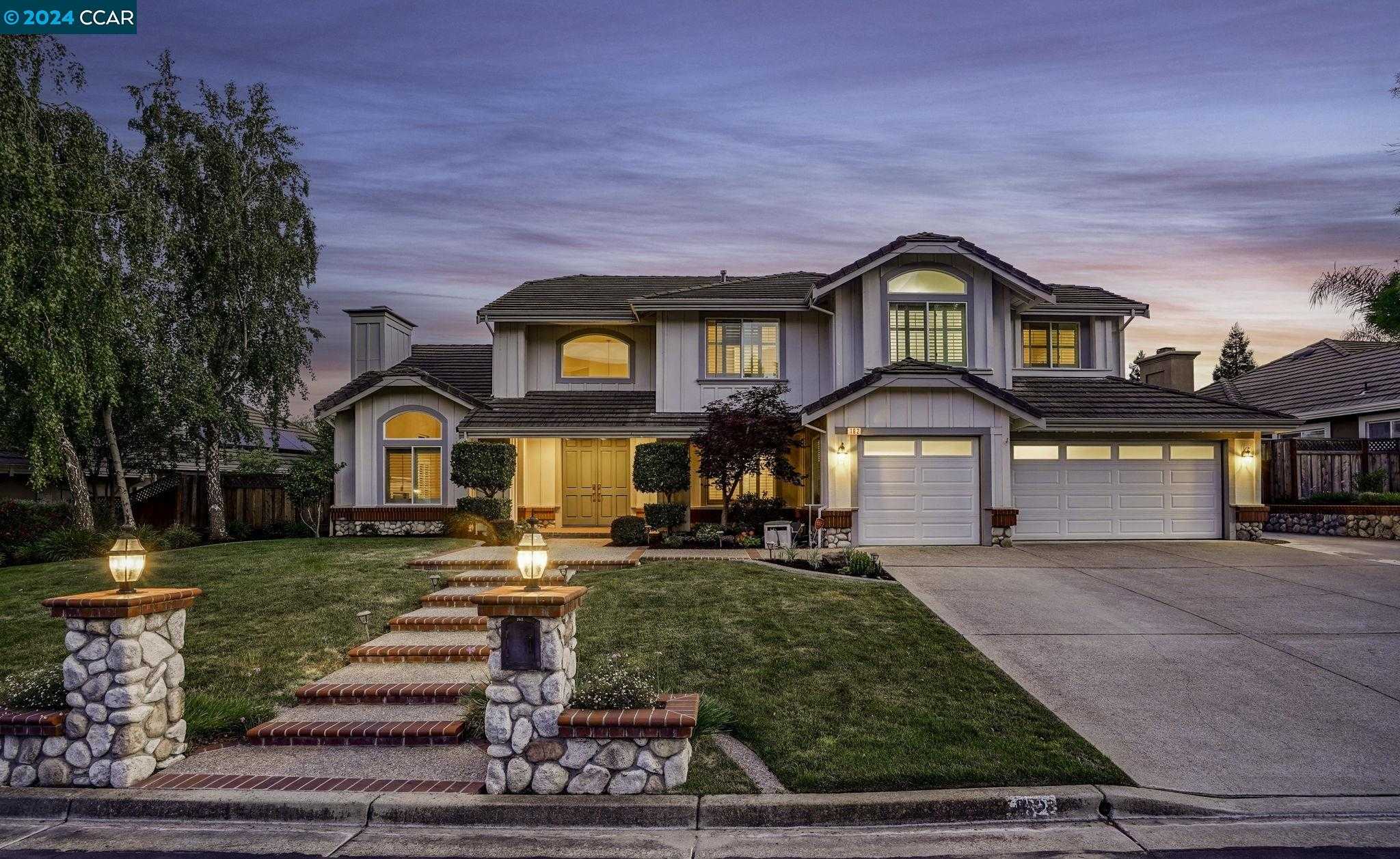 Neighborhood Neighborhood-33