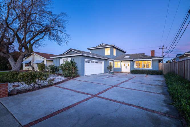 Neighborhood Neighborhood-19