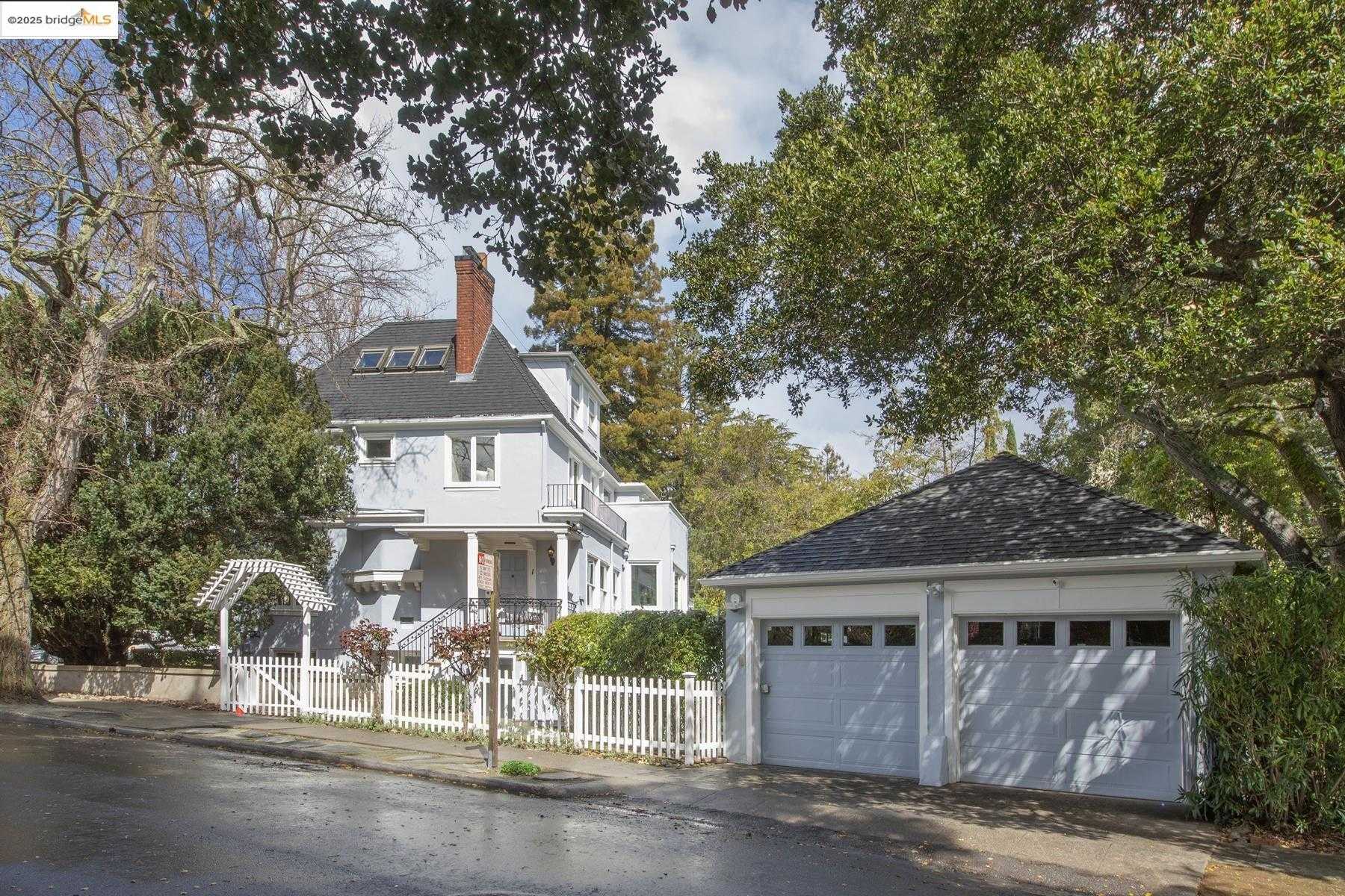 Neighborhood Neighborhood-11