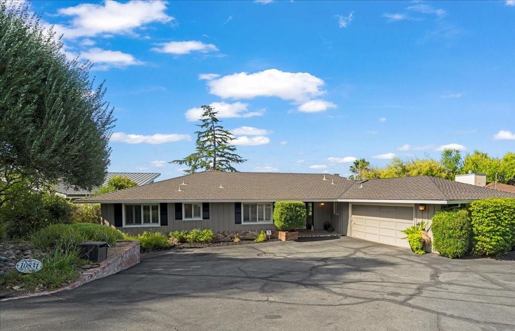 Neighborhood Neighborhood-31