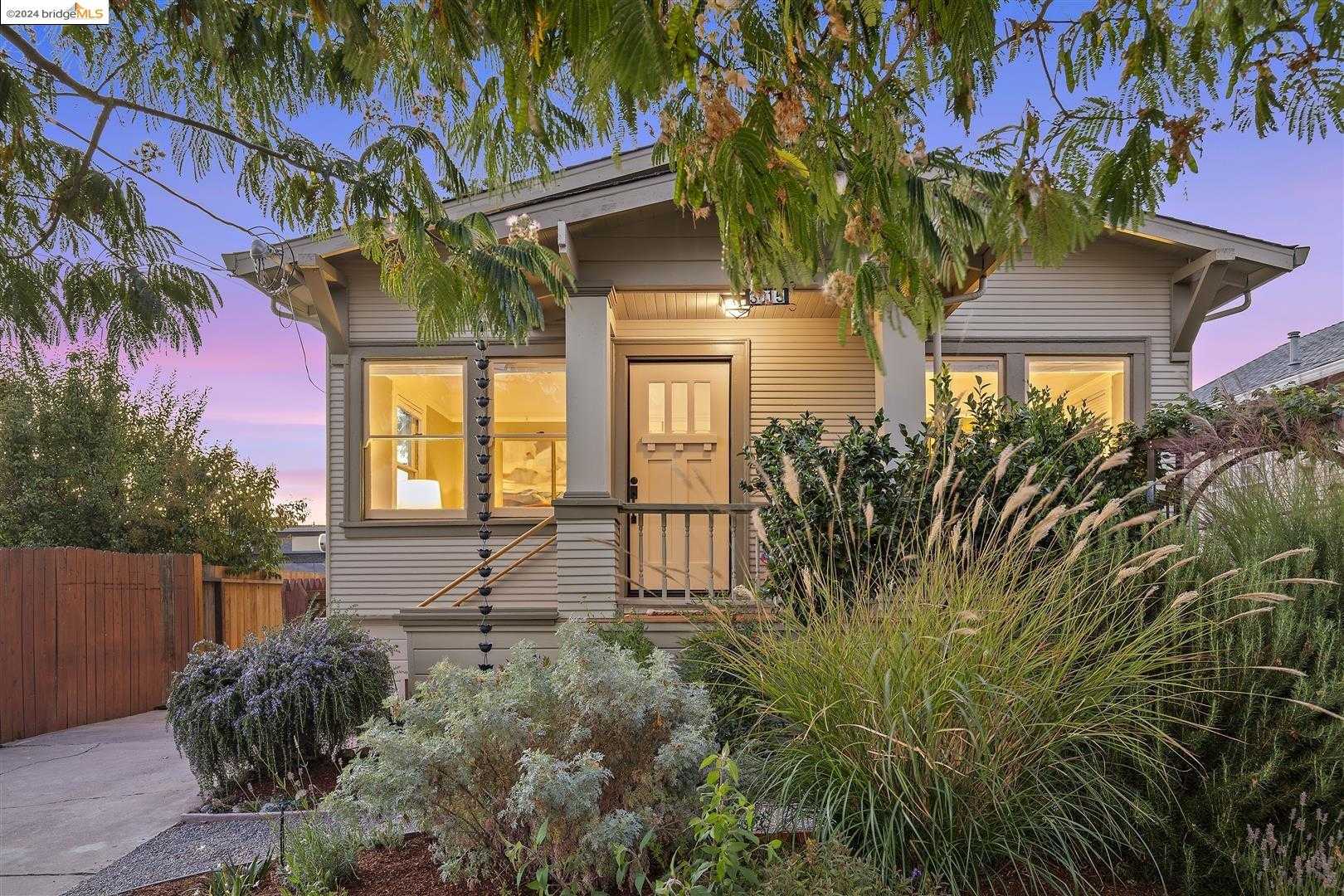 Neighborhood Neighborhood-18