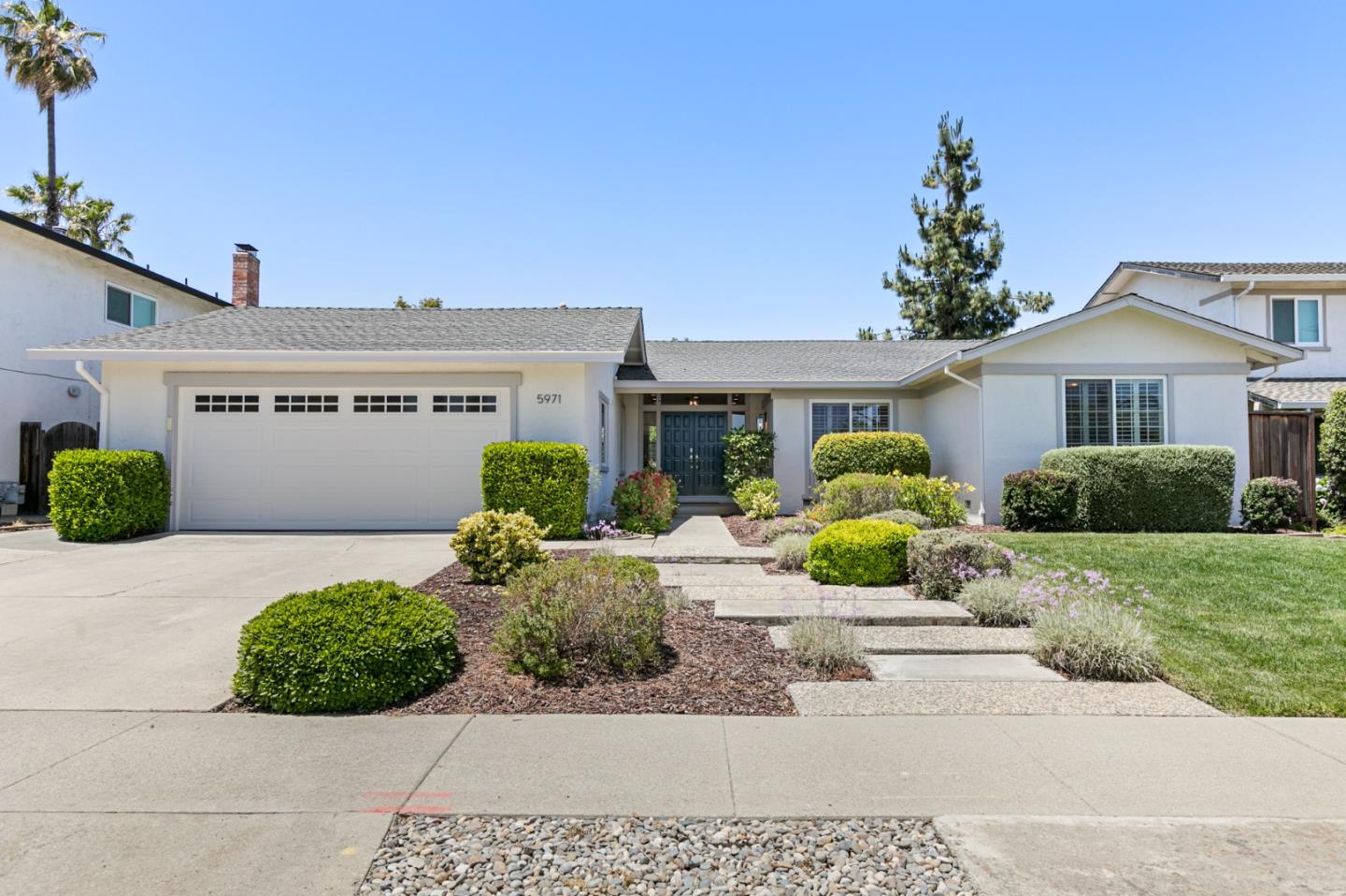 Neighborhood Neighborhood-10