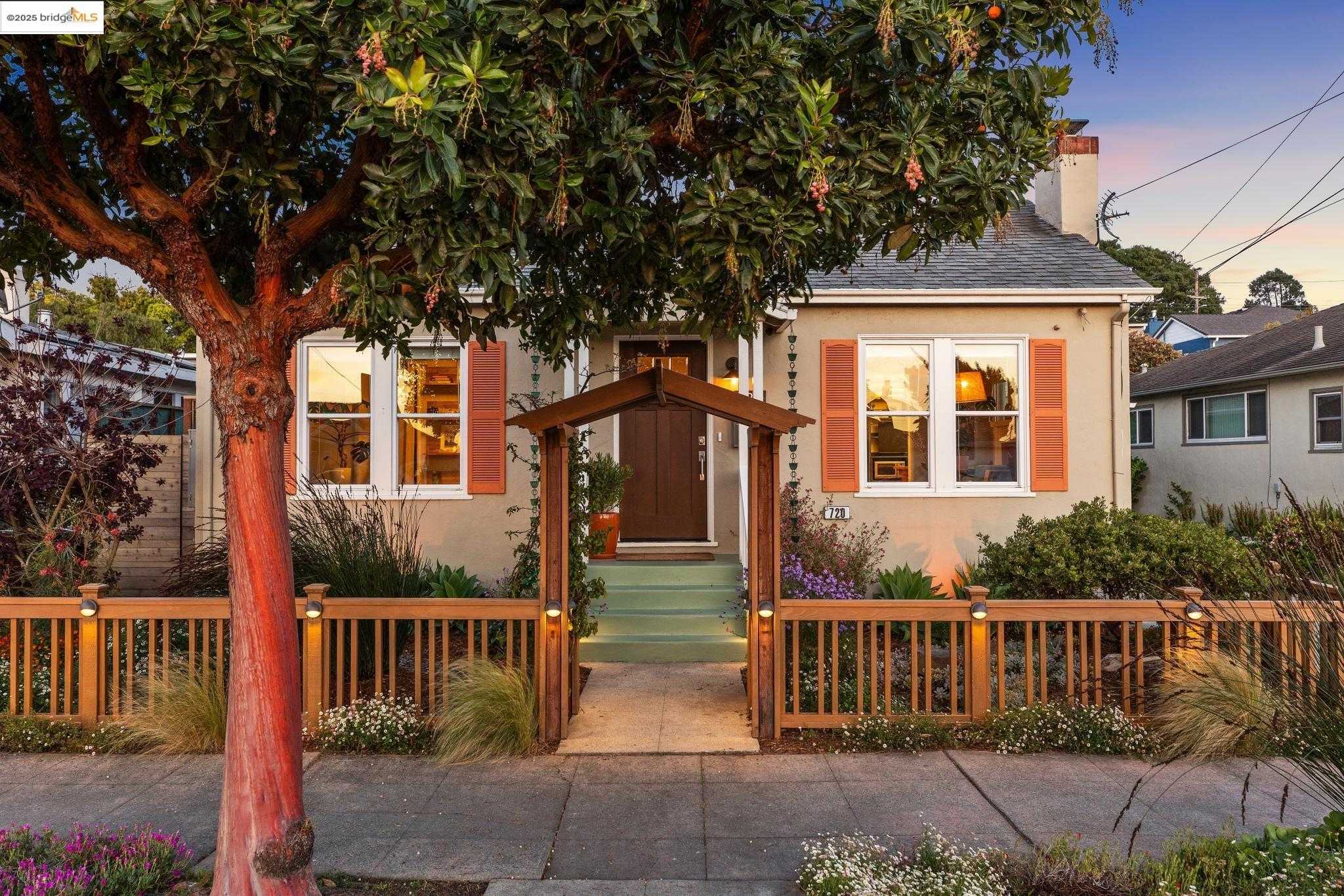 Neighborhood Neighborhood-14