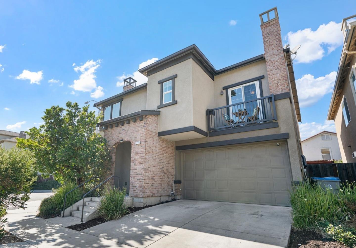 Neighborhood Neighborhood-64