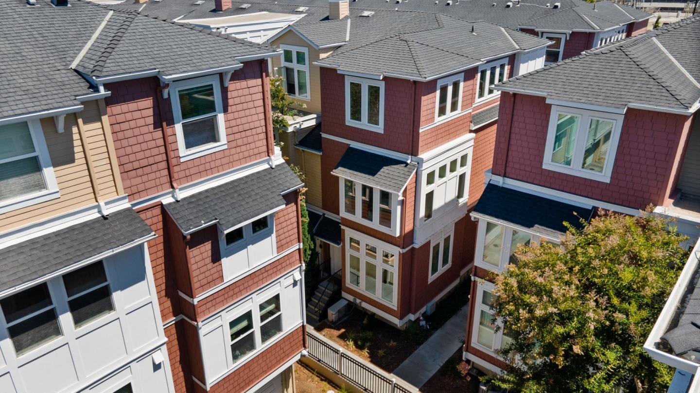 Neighborhood Neighborhood-46