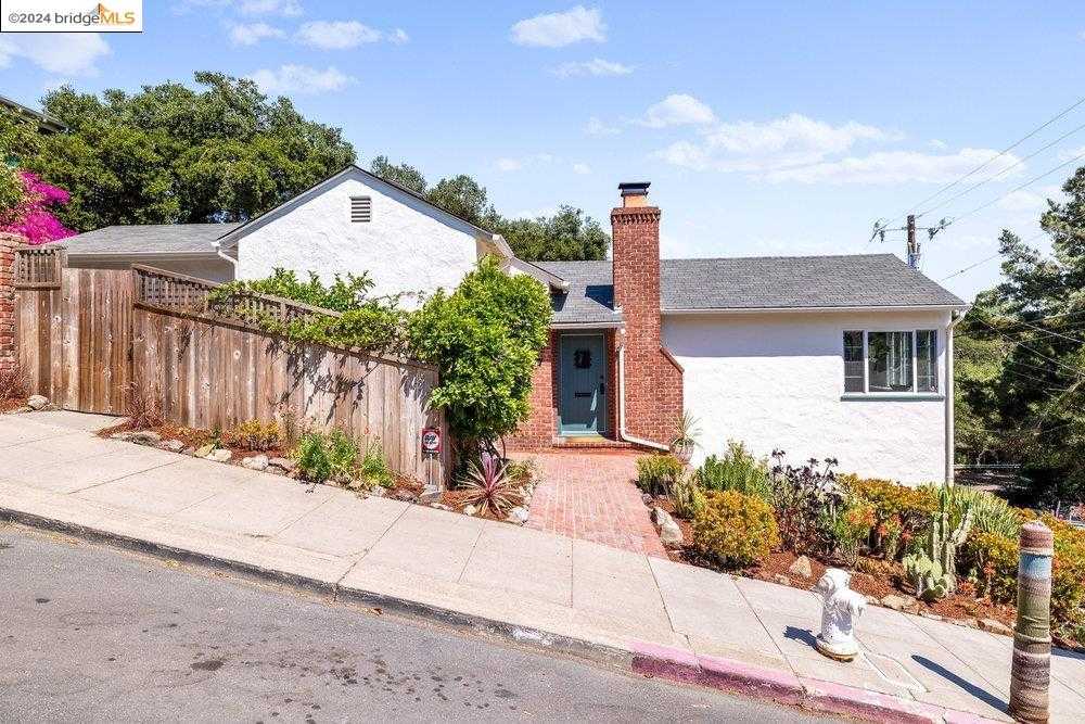 Neighborhood Neighborhood-4