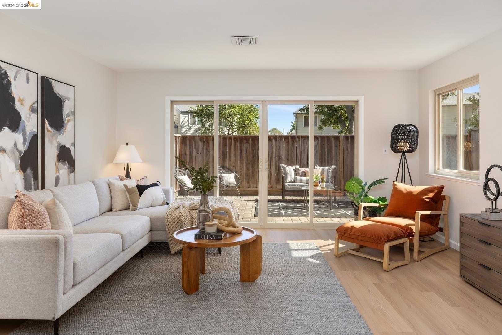 Neighborhood Neighborhood-6