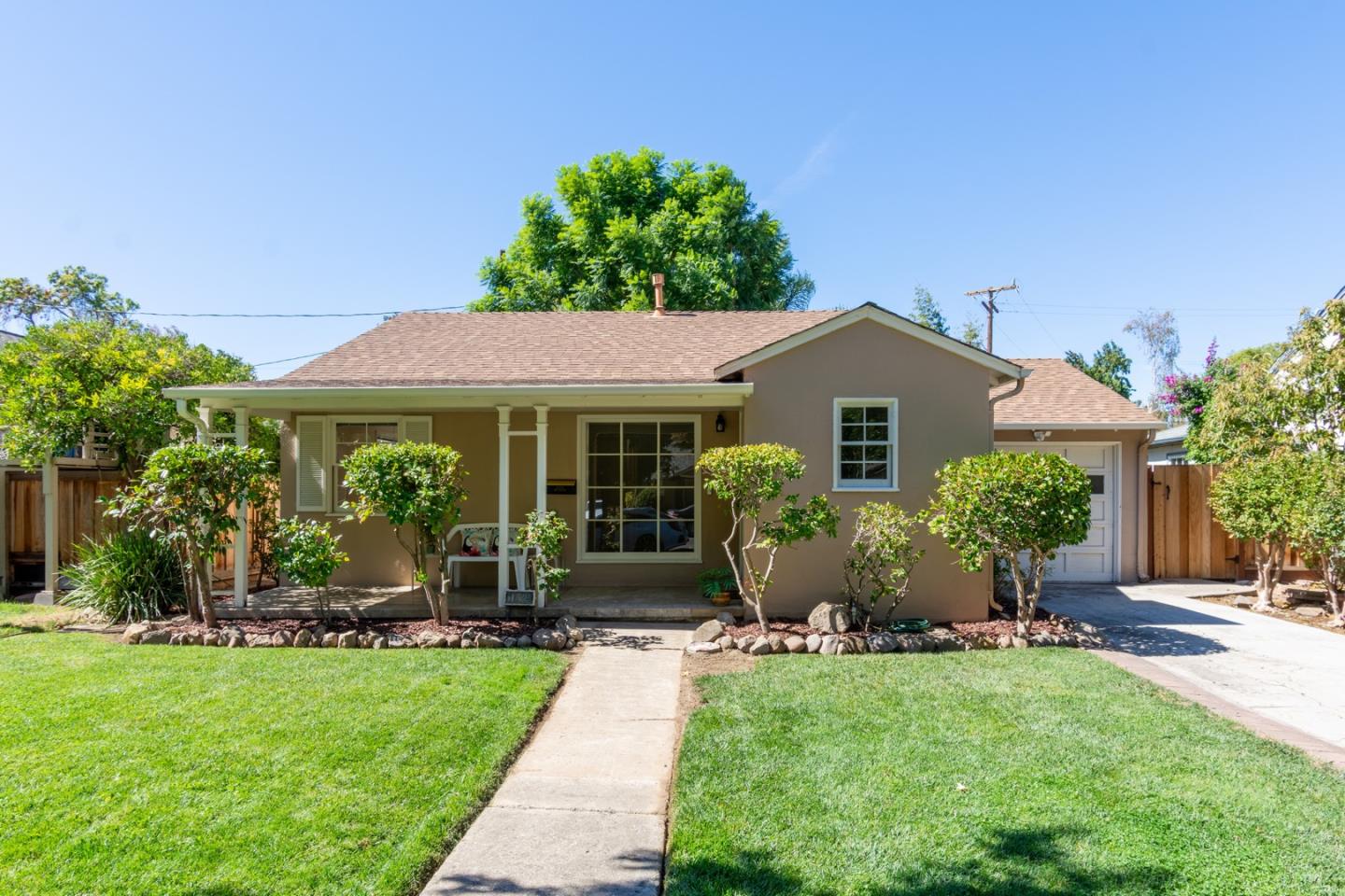 Neighborhood Neighborhood-52