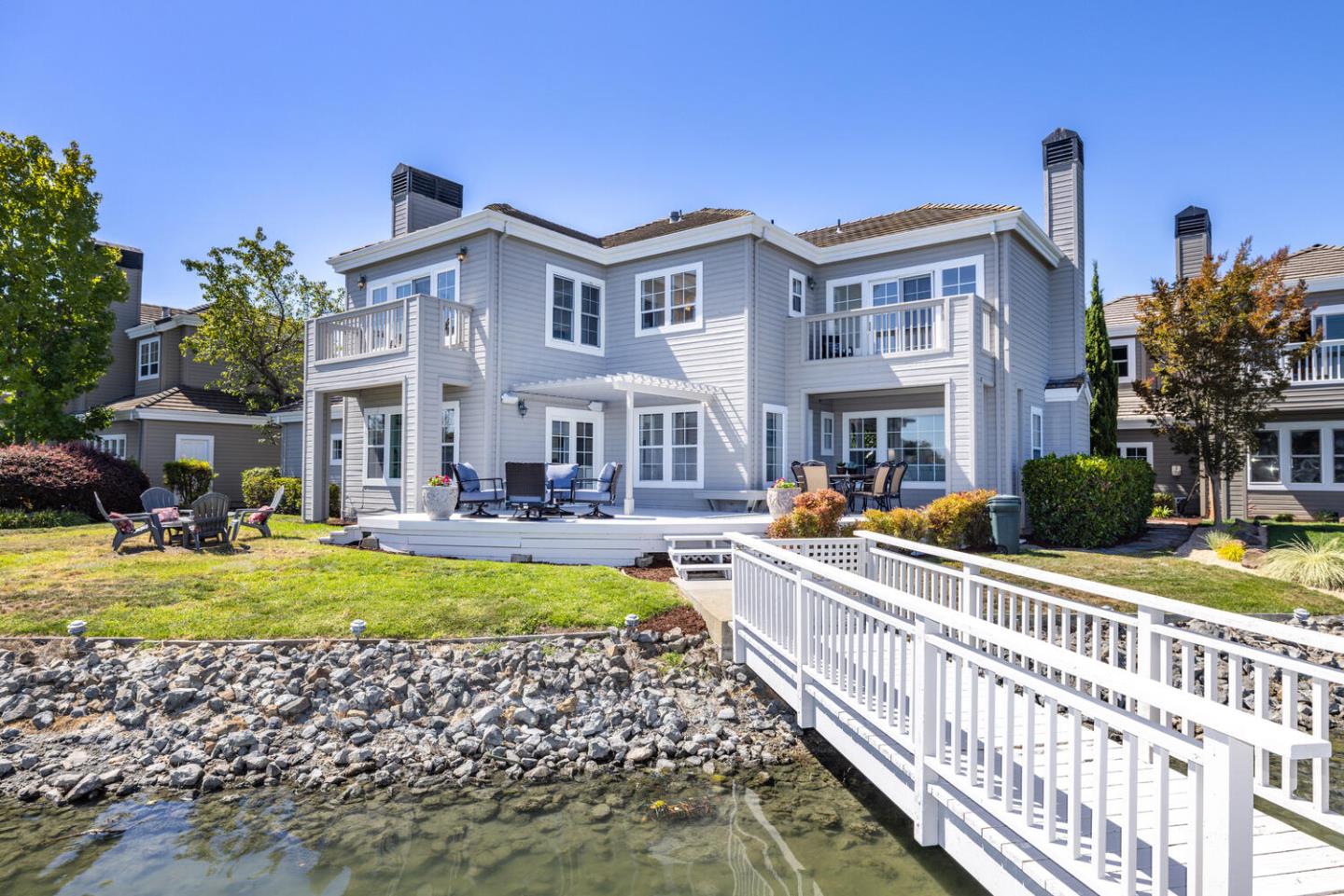 Neighborhood Neighborhood-86