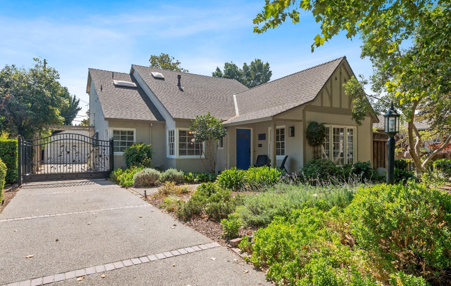 Neighborhood Neighborhood-55