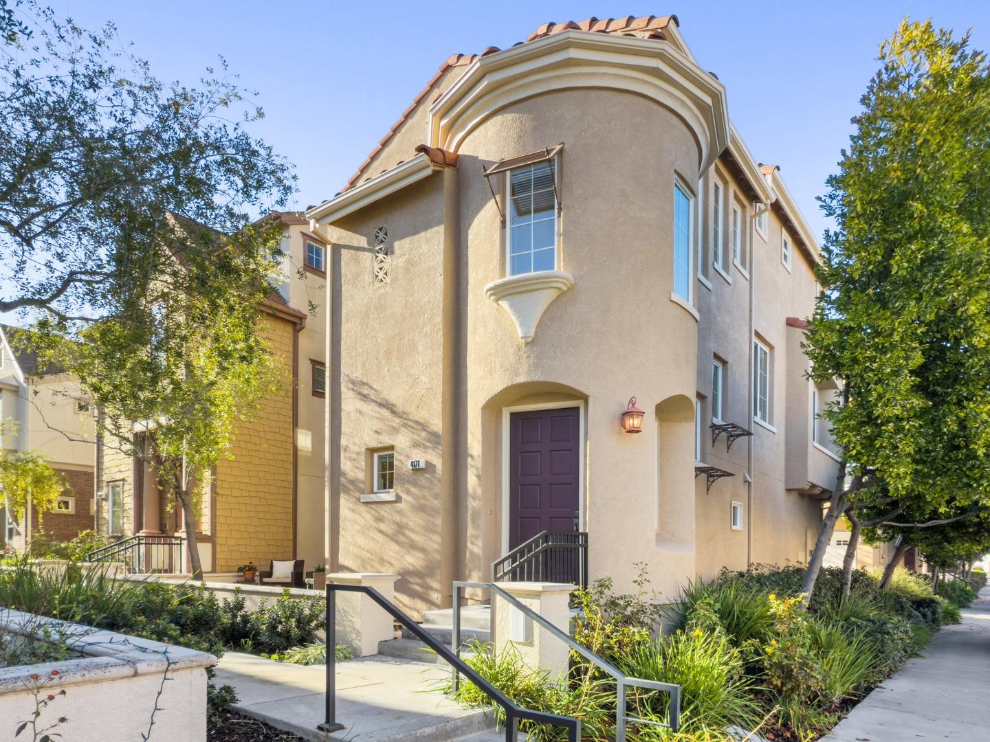 Neighborhood Neighborhood-27