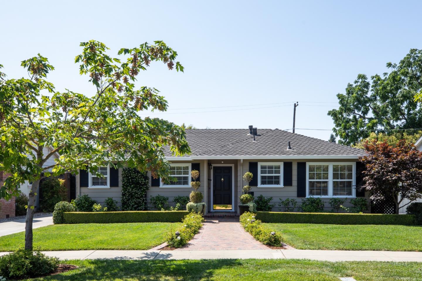 Neighborhood-33