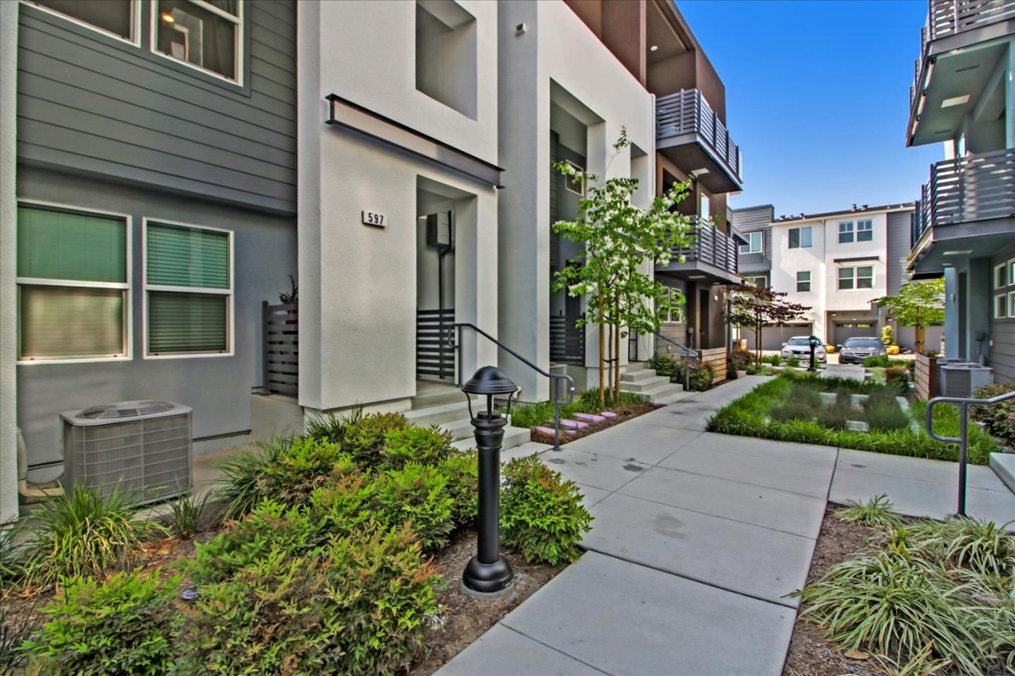 Neighborhood Neighborhood-25