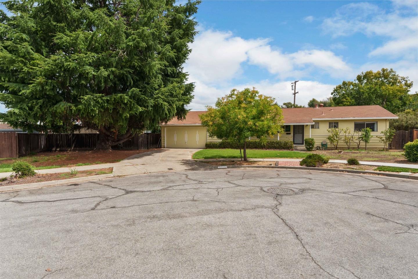 Neighborhood Neighborhood-63