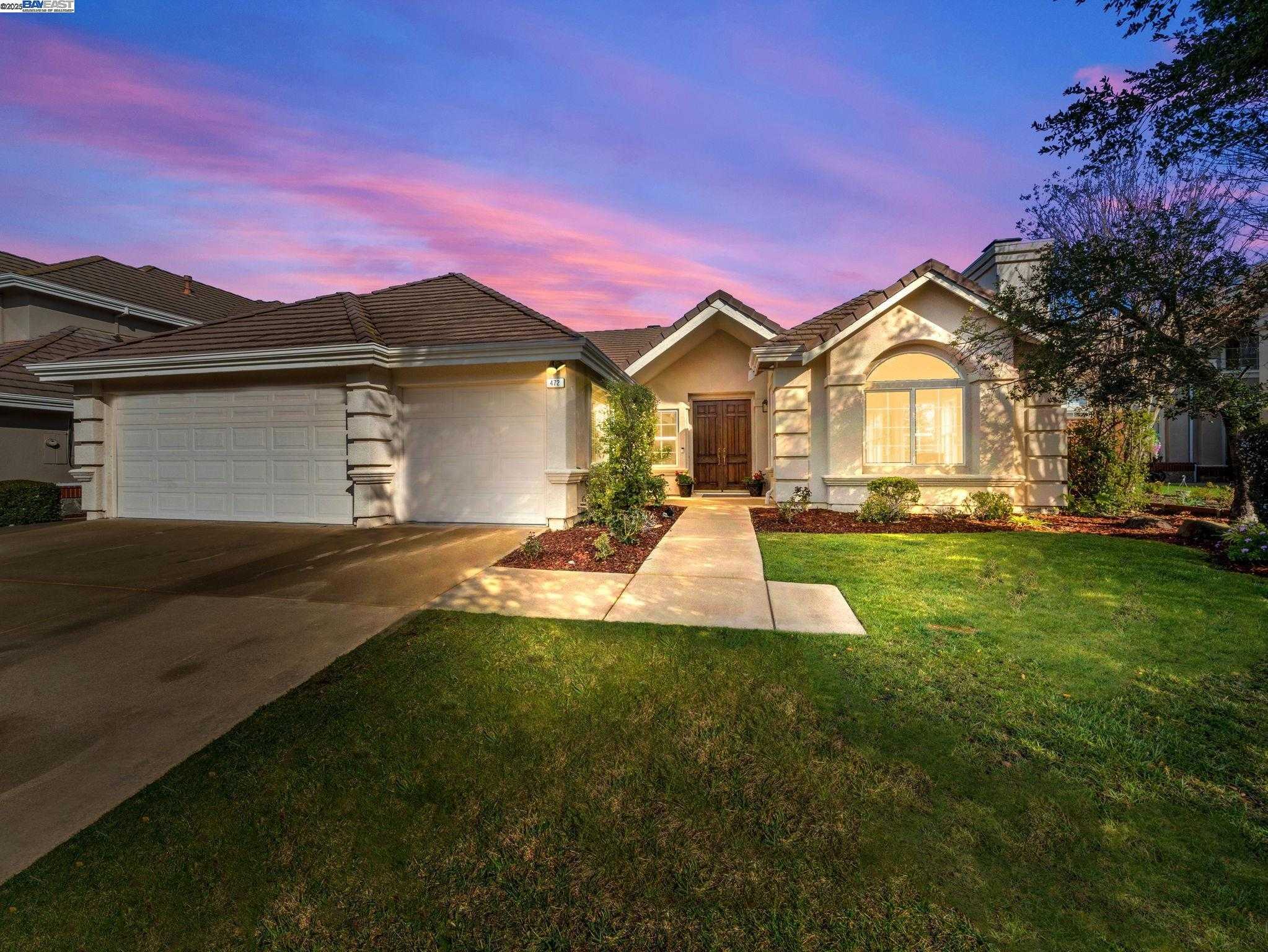 Neighborhood Neighborhood-13