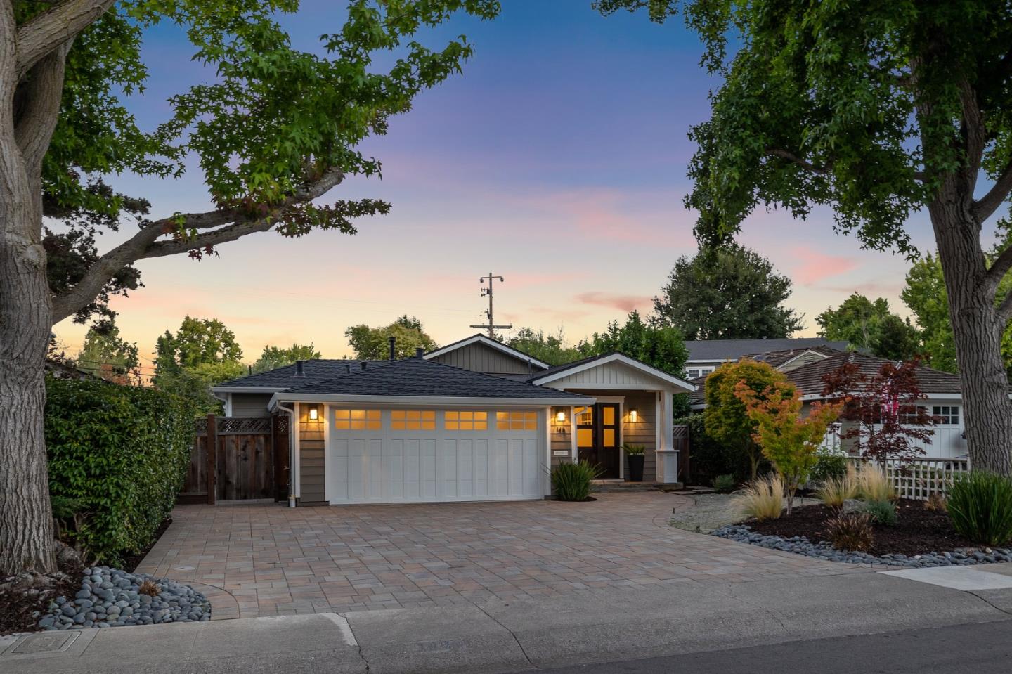 Neighborhood Neighborhood-59