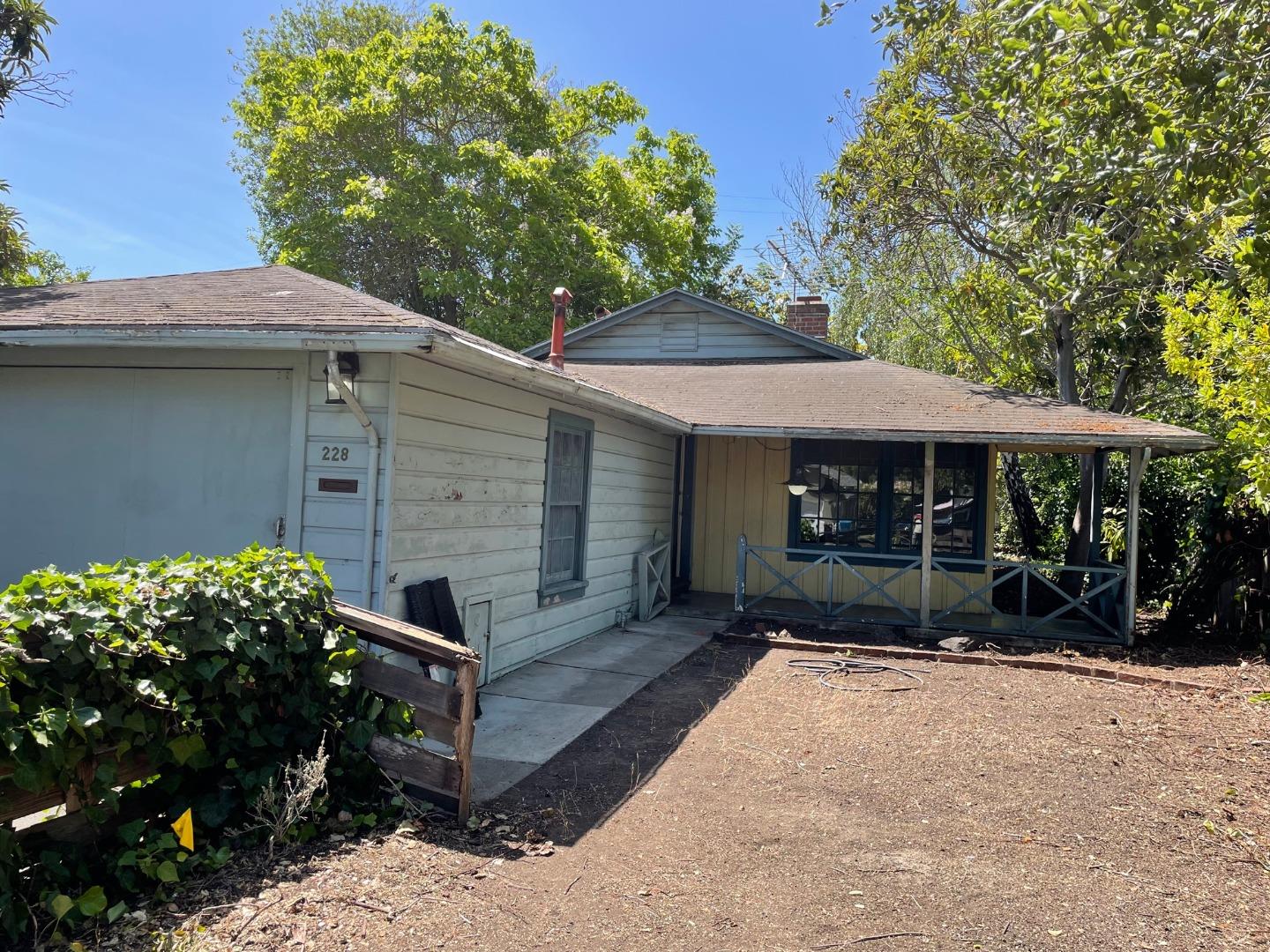 Neighborhood Neighborhood-65