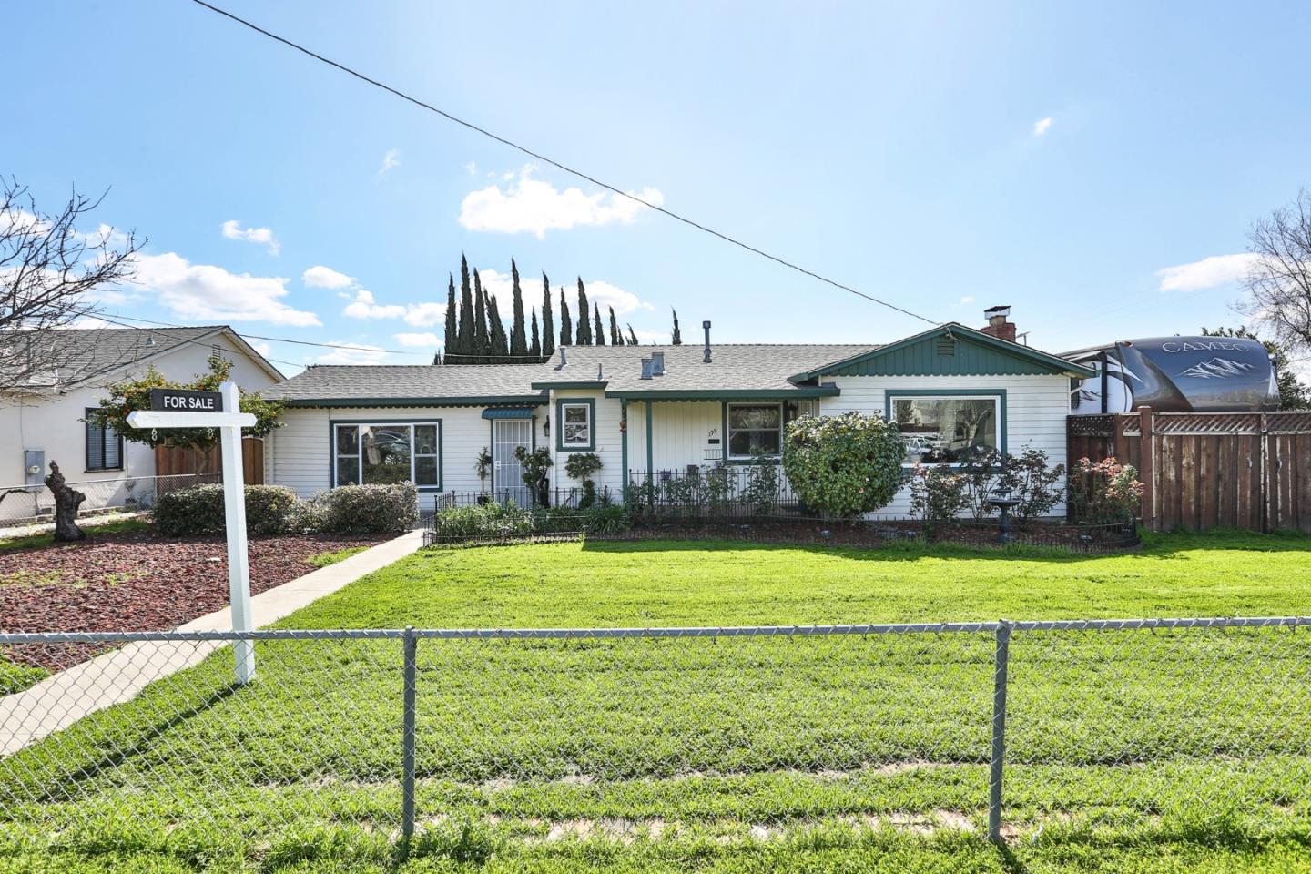 Neighborhood Neighborhood-48