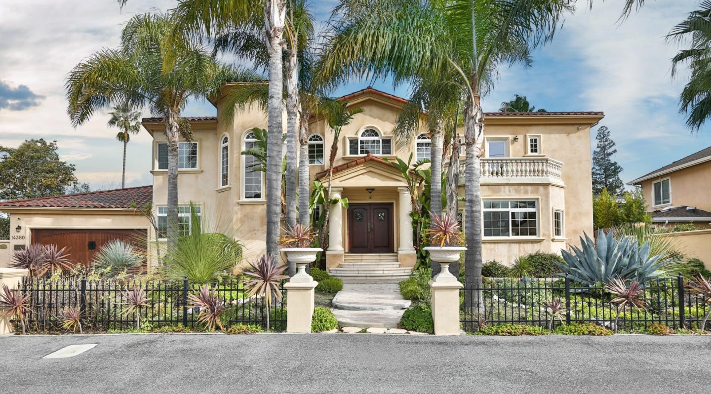 Neighborhood Neighborhood-38