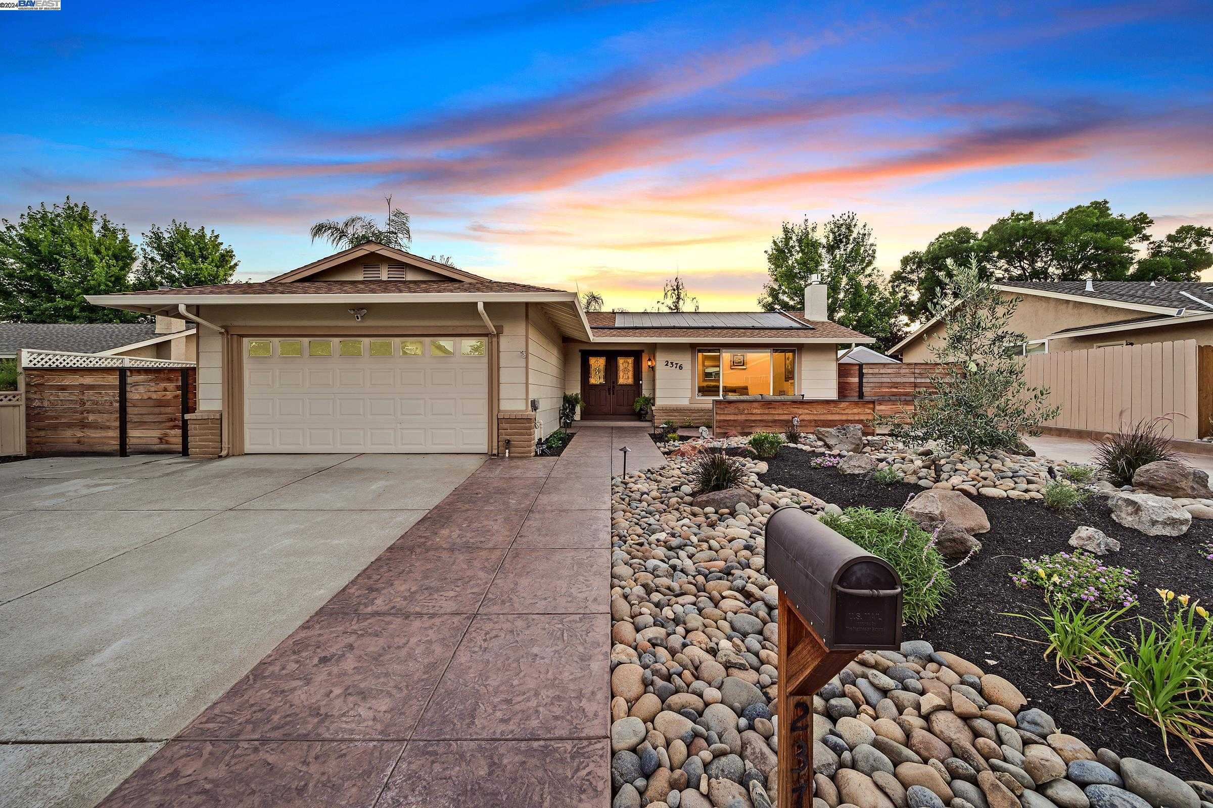 Neighborhood Neighborhood-13