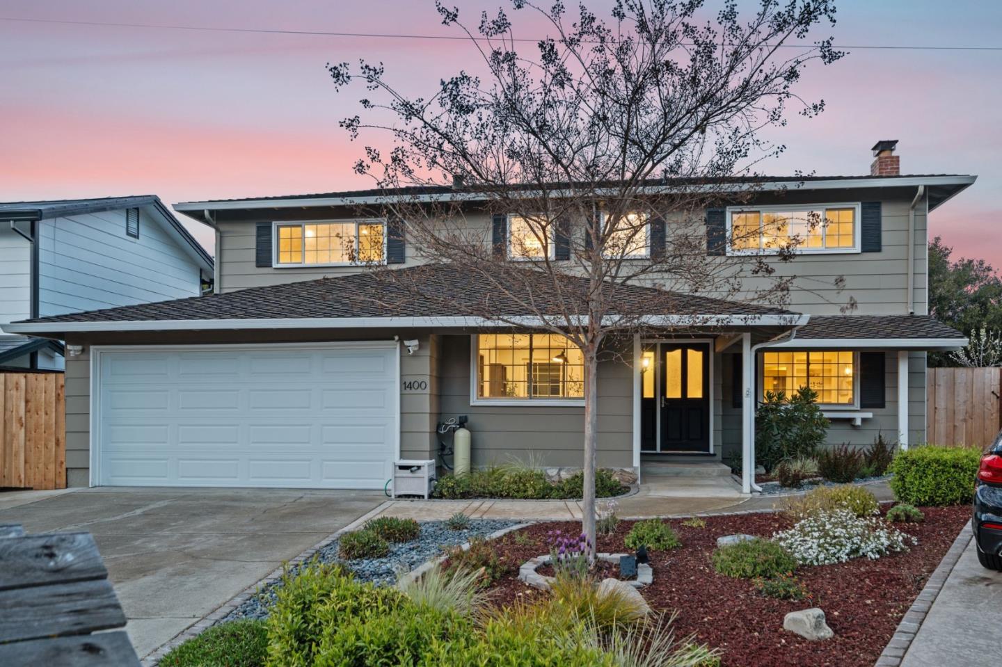 Neighborhood Neighborhood-9