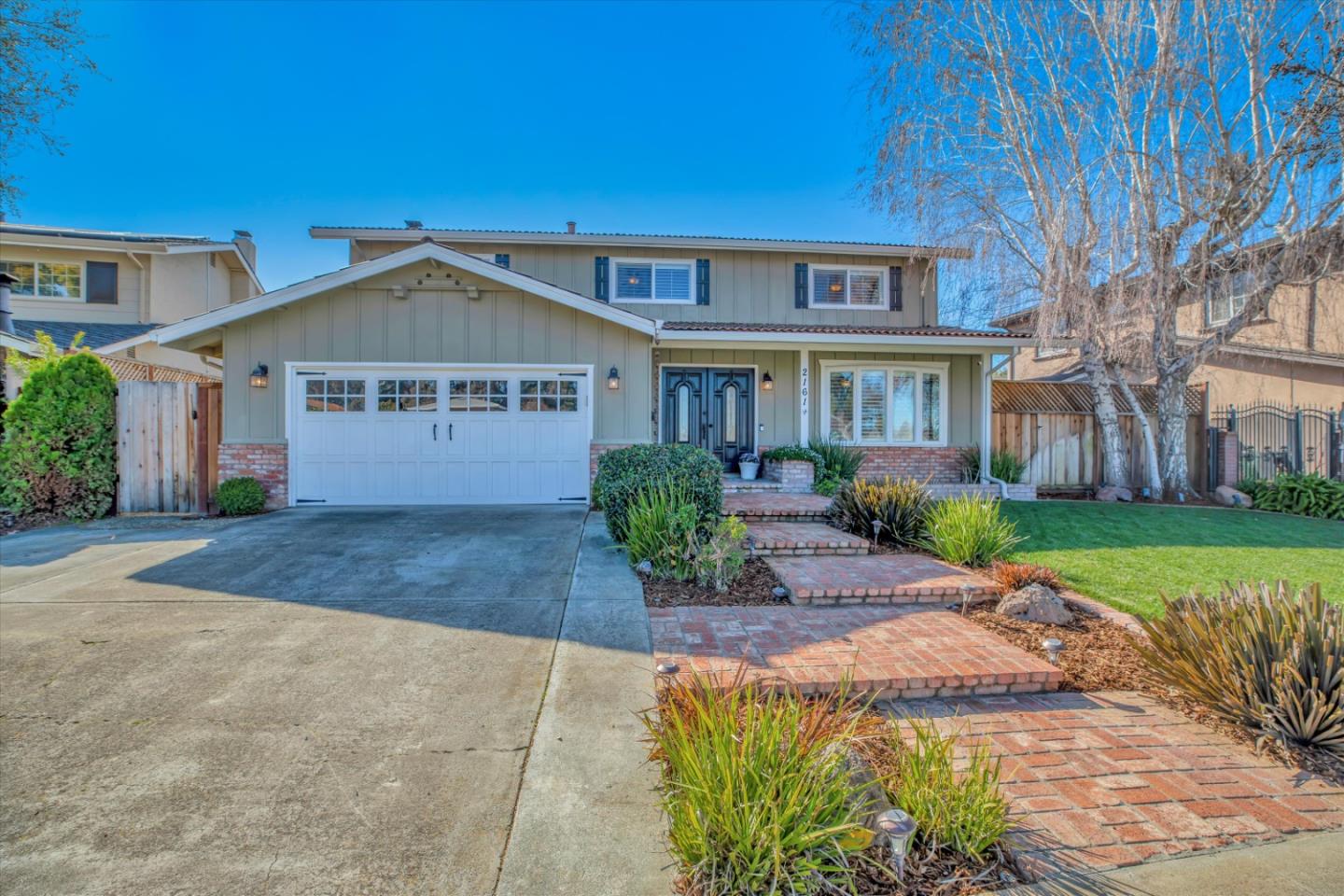 Neighborhood Neighborhood-24