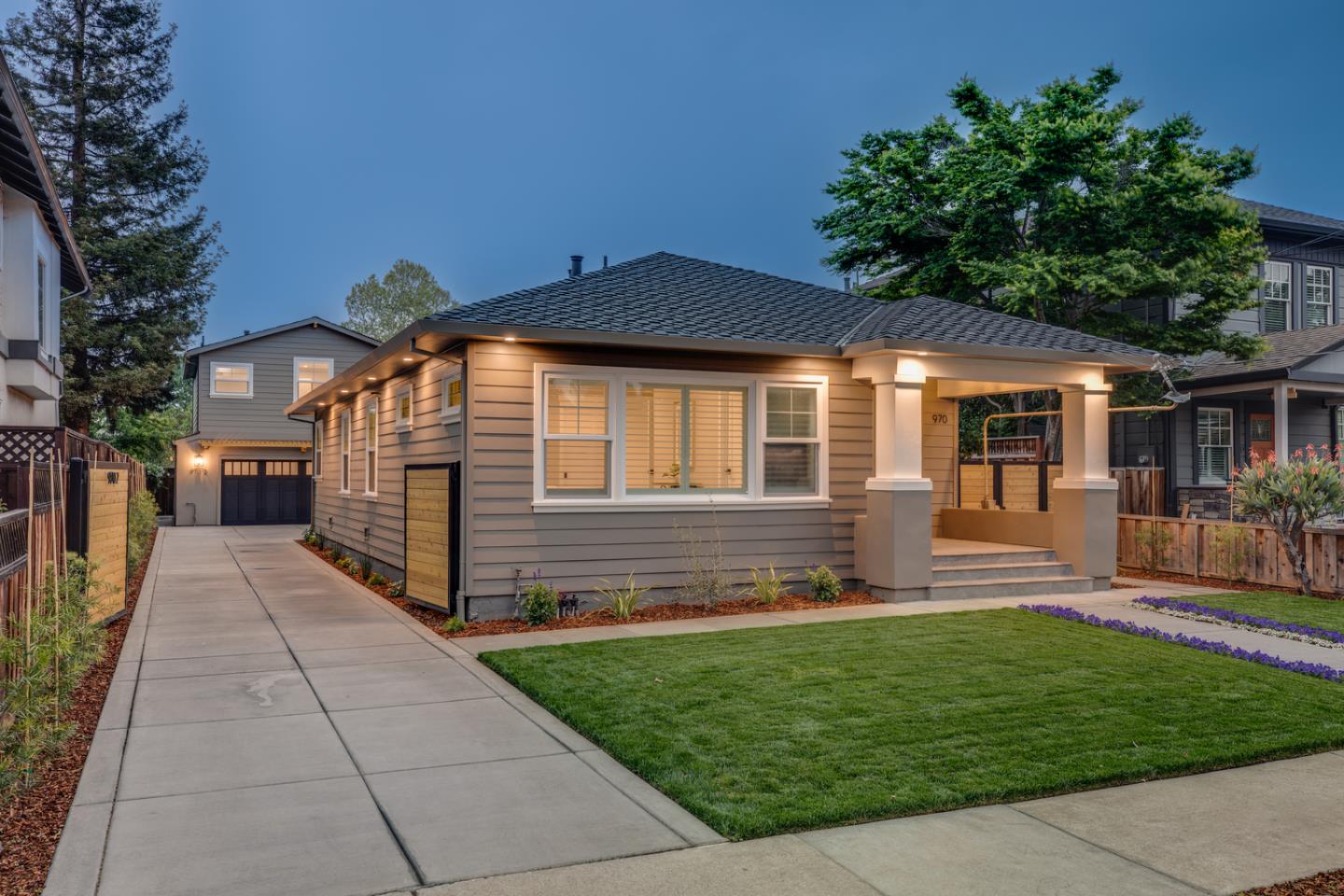 Neighborhood Neighborhood-10