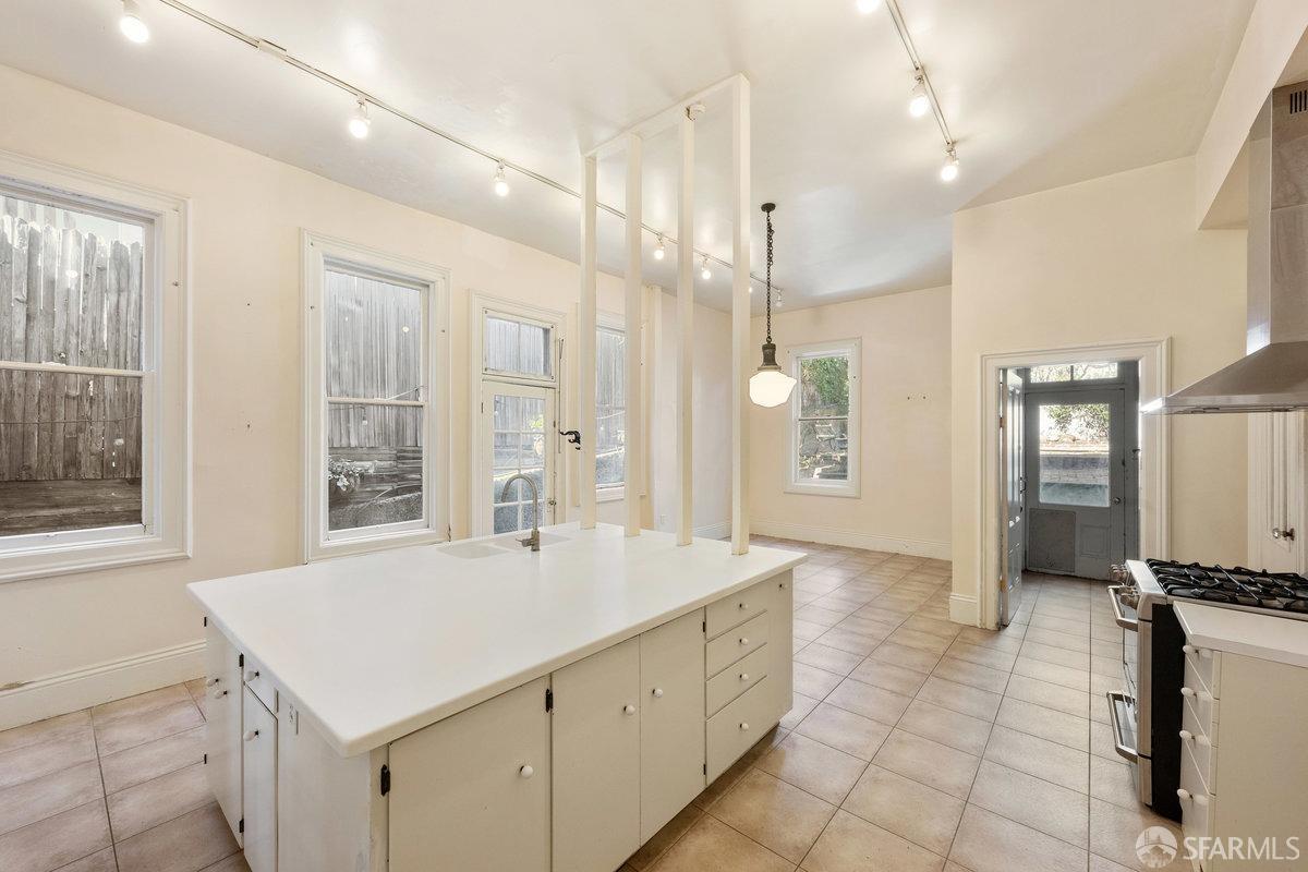 Neighborhood Neighborhood-16