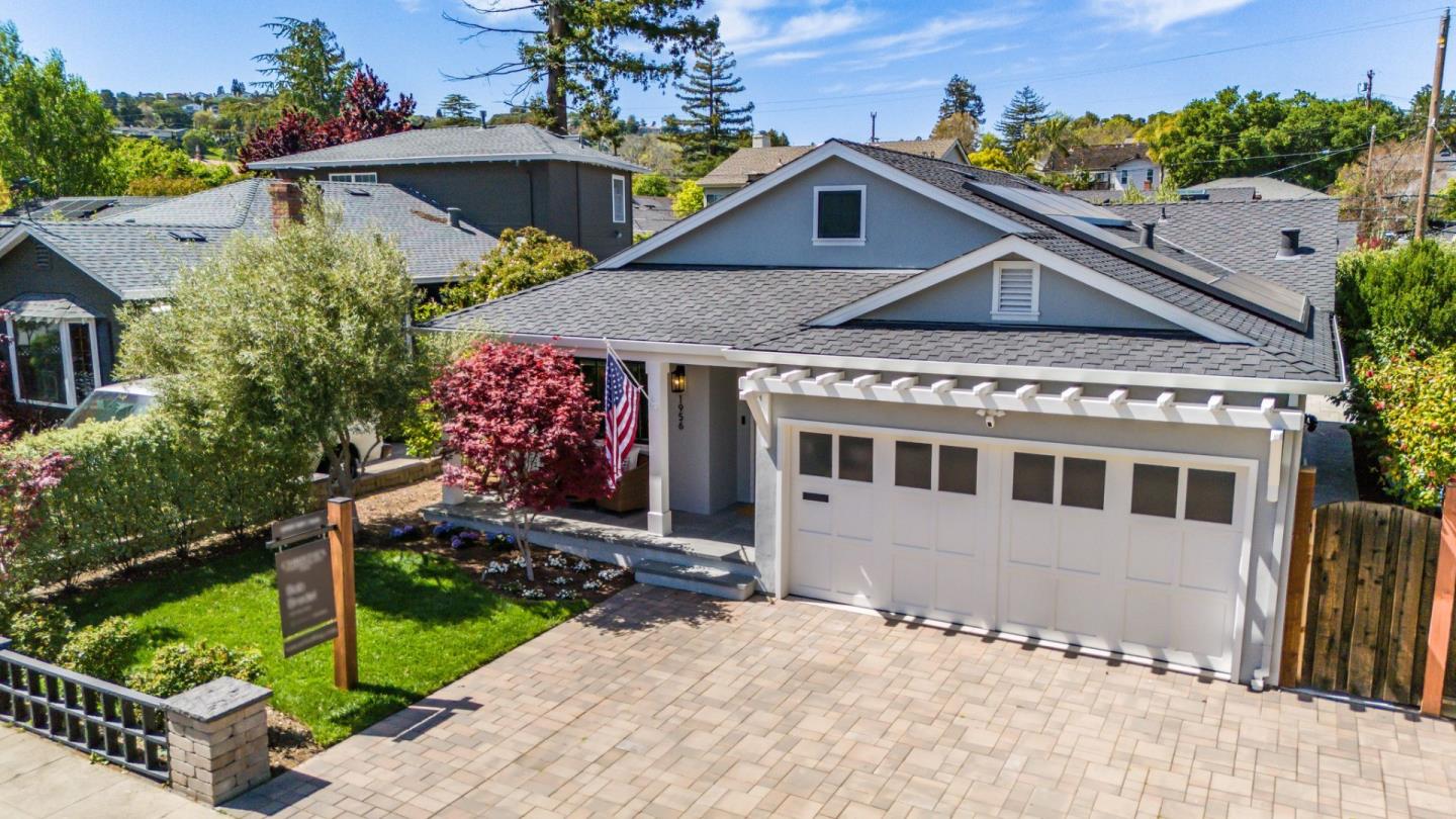 Neighborhood Neighborhood-18