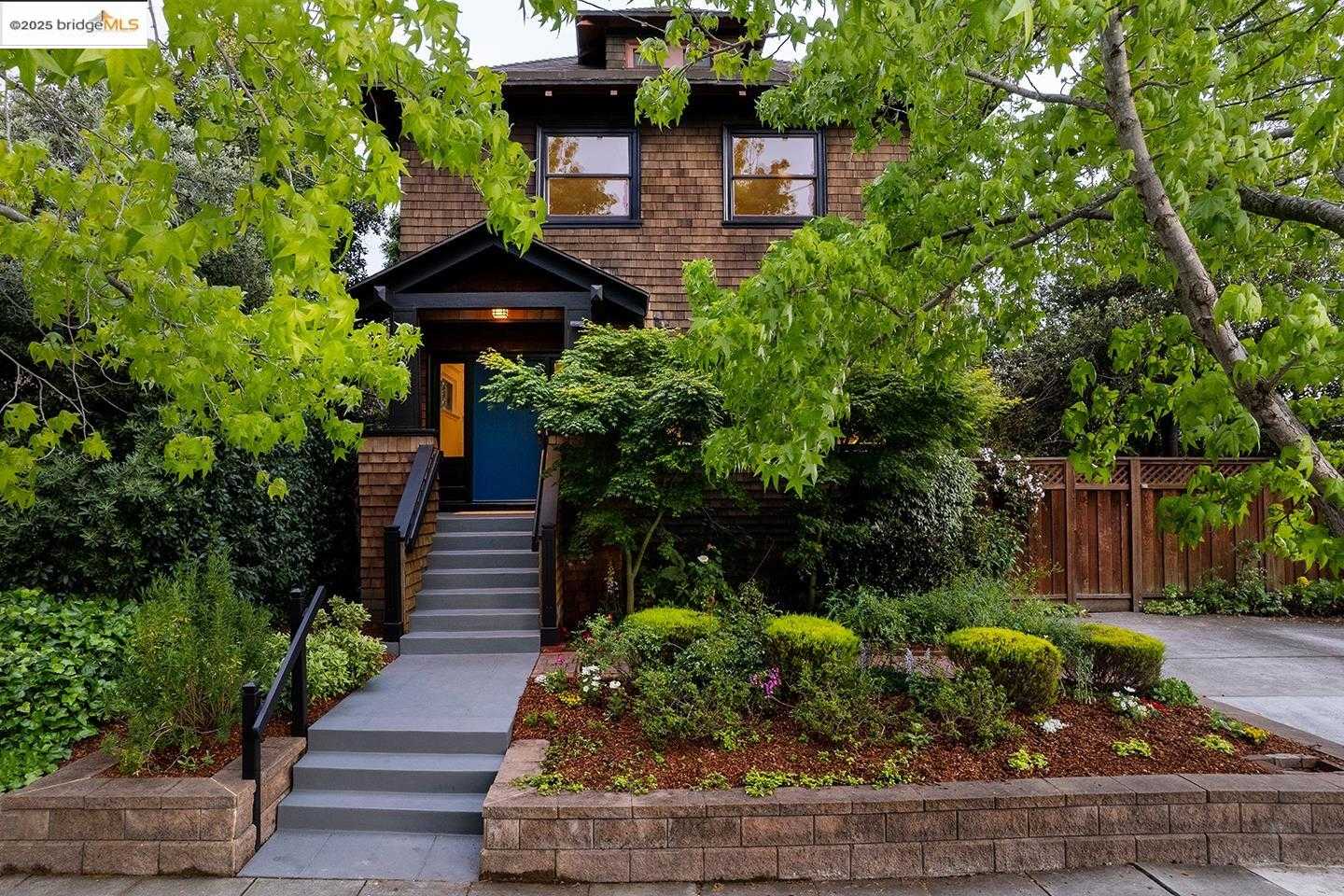 Neighborhood Neighborhood-16