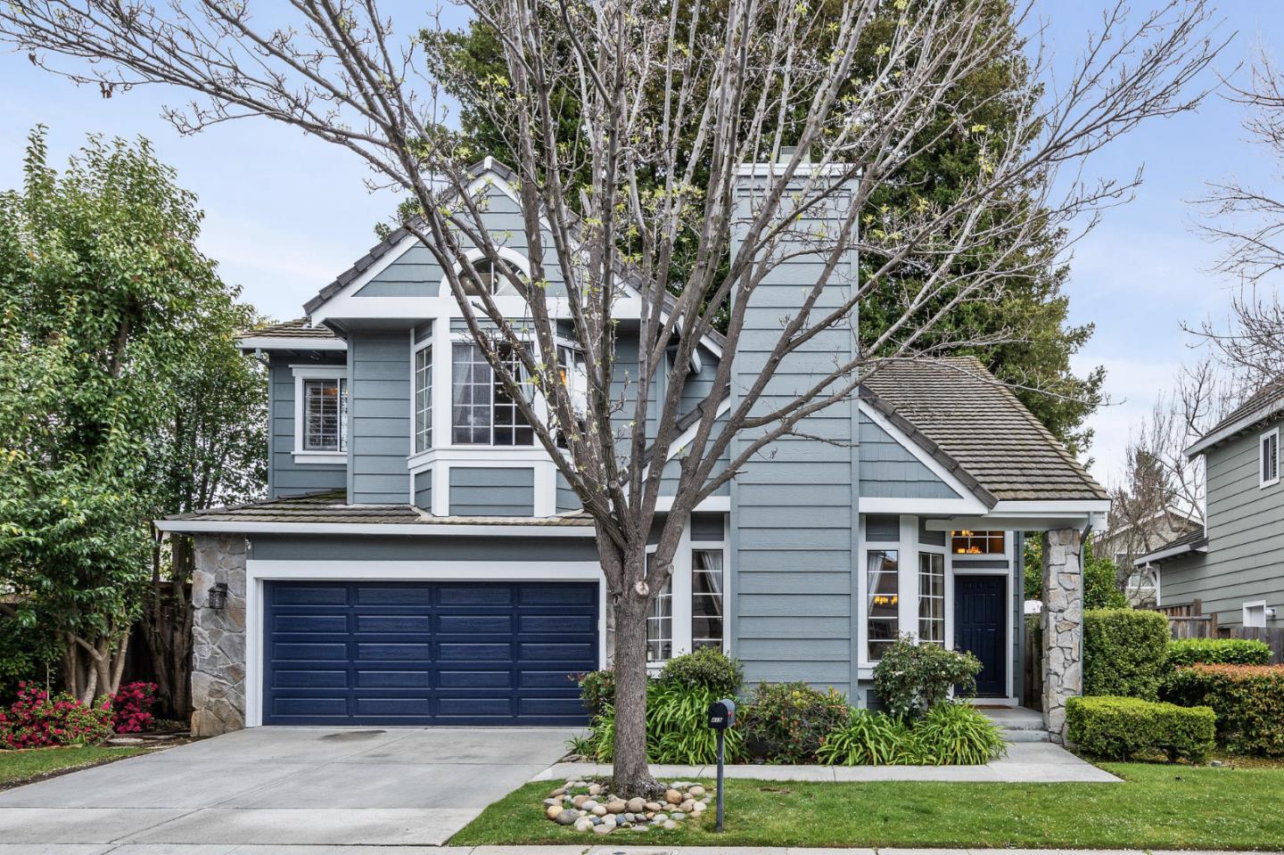 Neighborhood Neighborhood-16