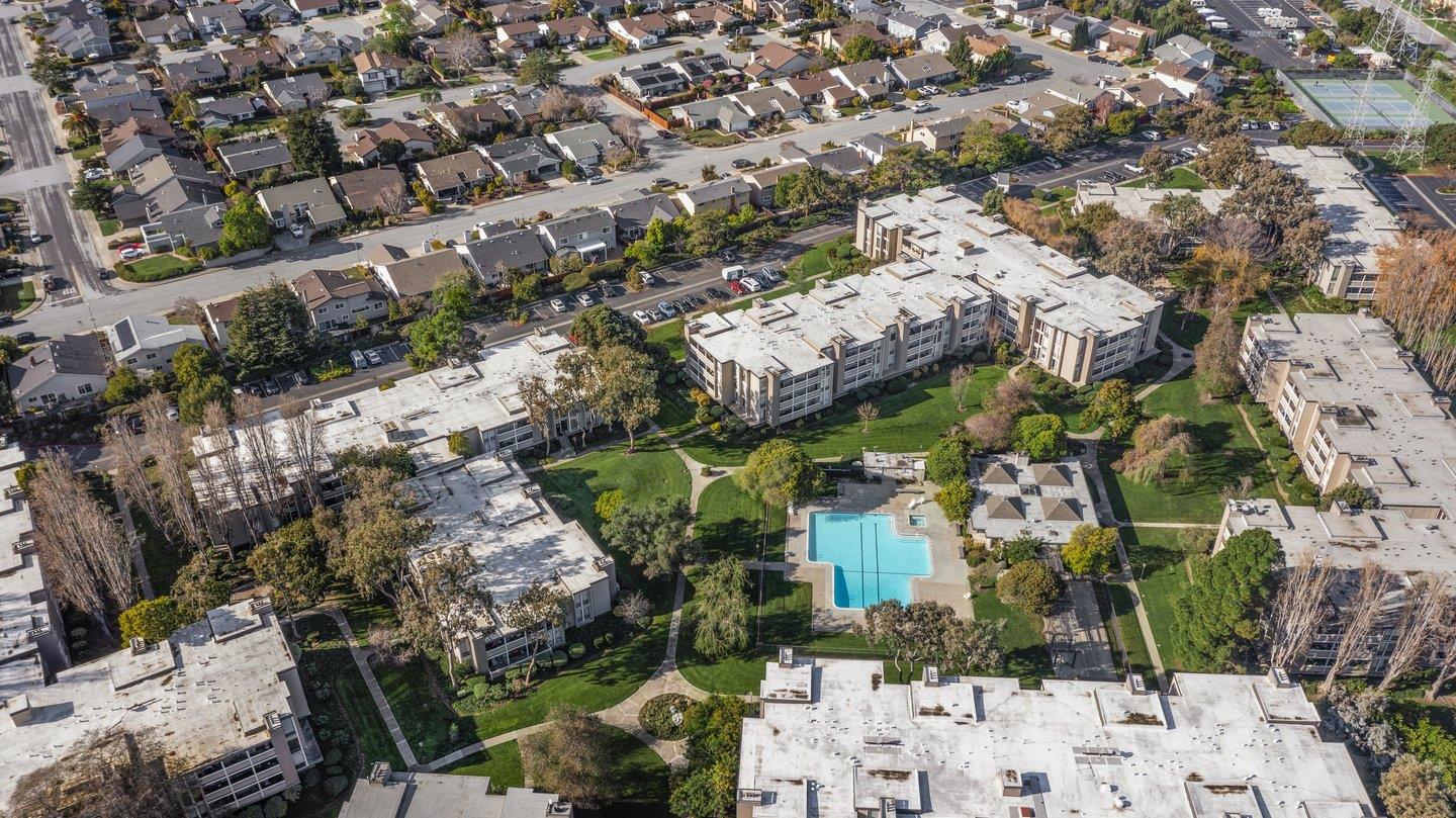 Marina-Point-Foster-City