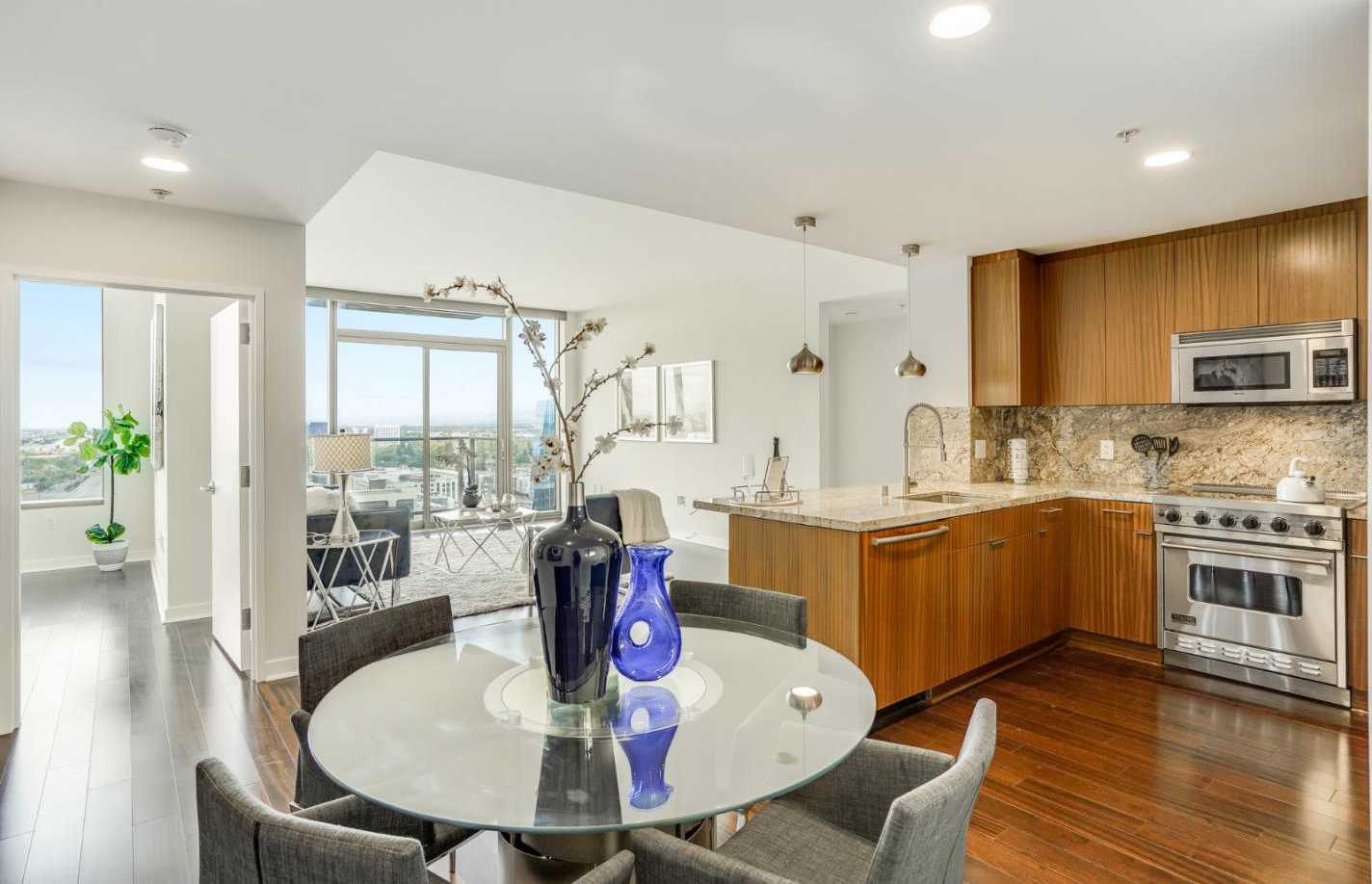 Neighborhood Neighborhood-20