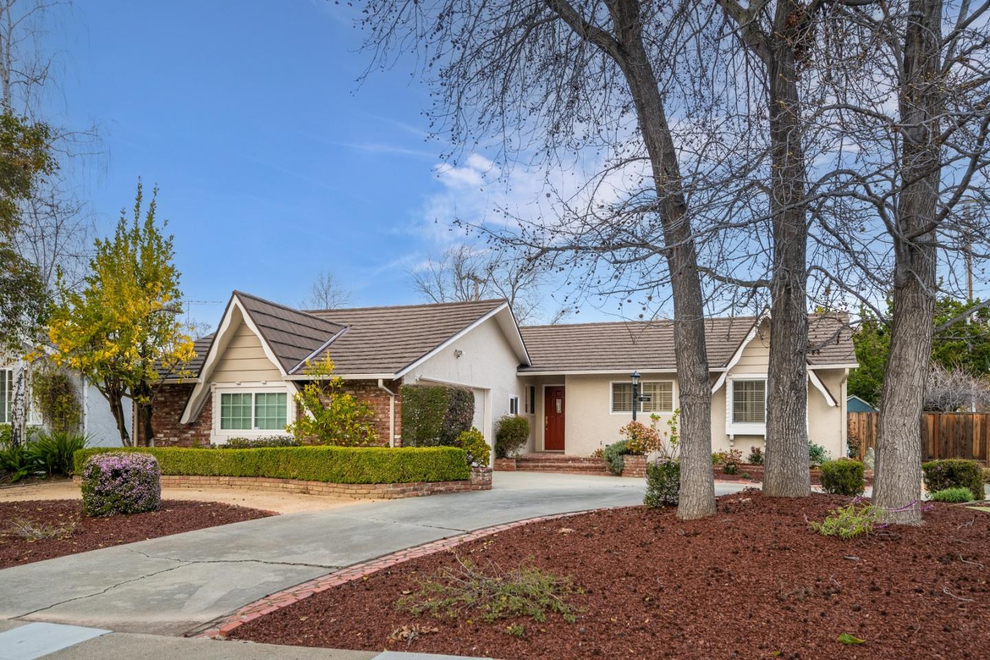 Neighborhood Neighborhood-3