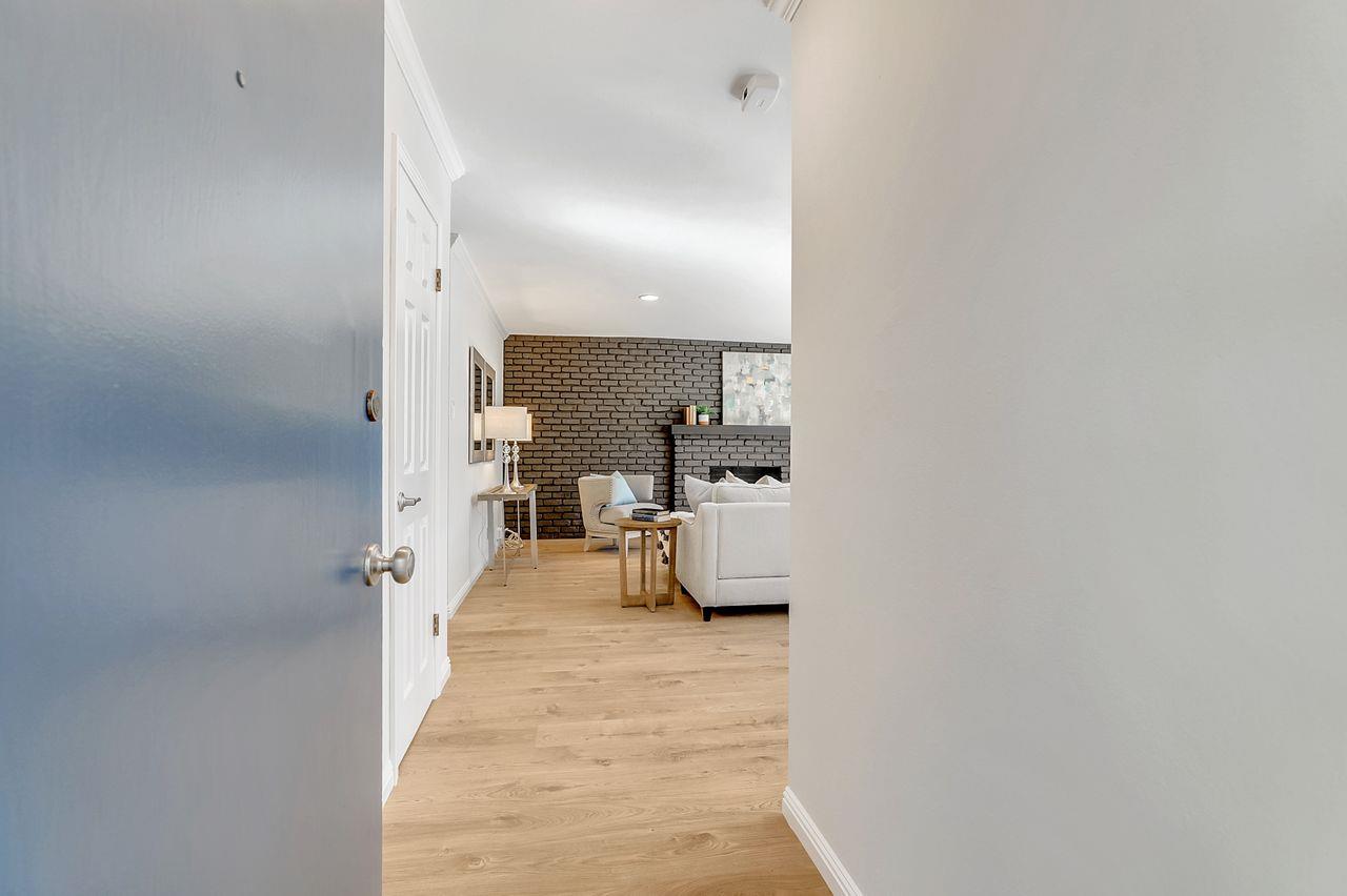 Neighborhood Neighborhood-4