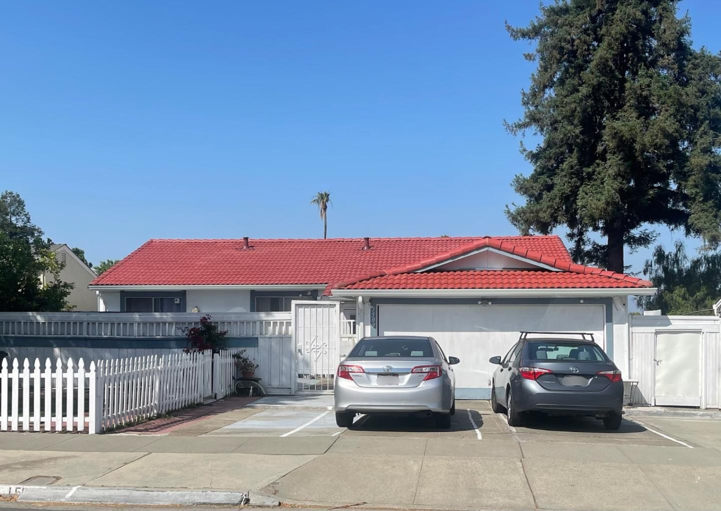 Neighborhood Neighborhood-1