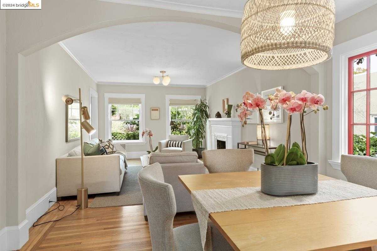 Neighborhood Neighborhood-13