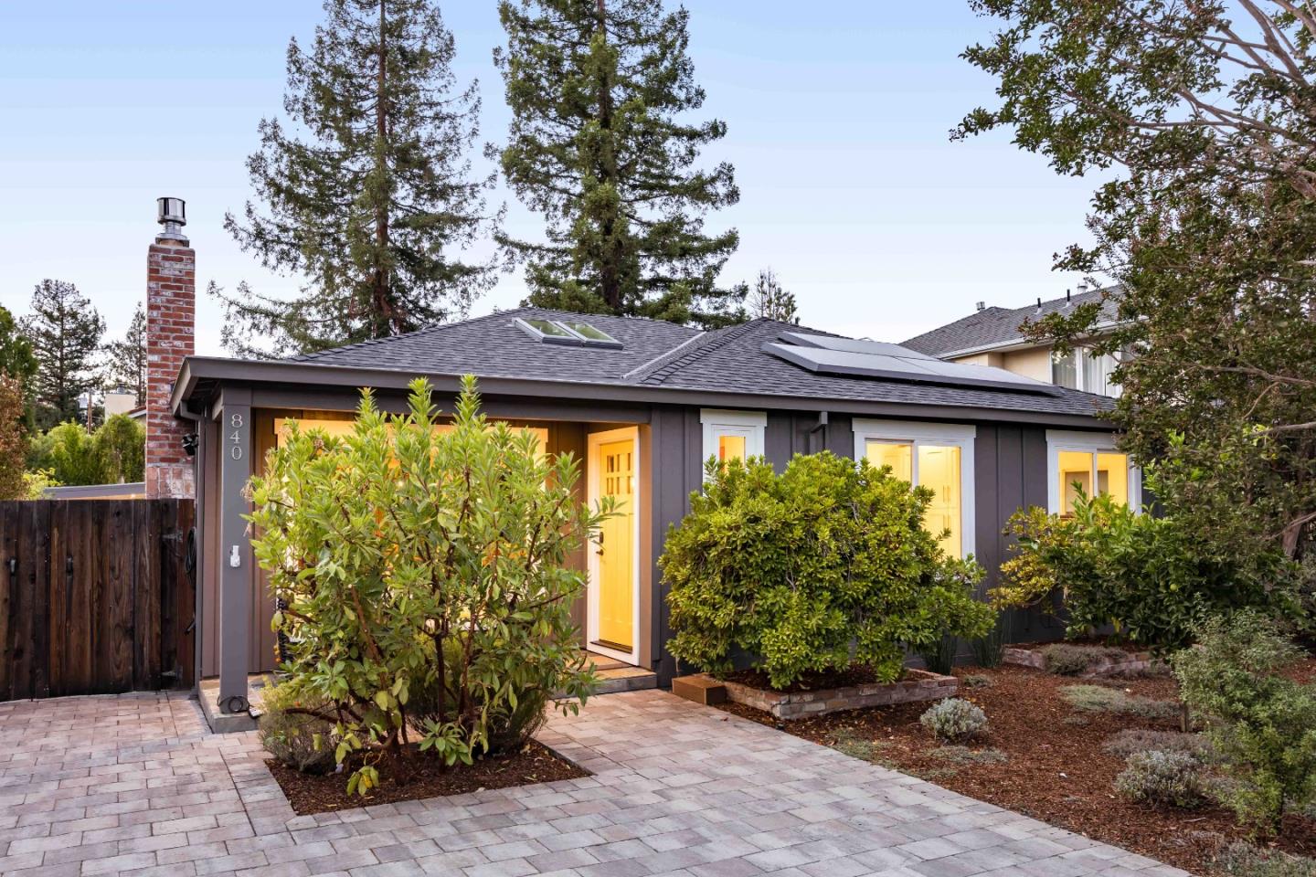 Neighborhood Neighborhood-28