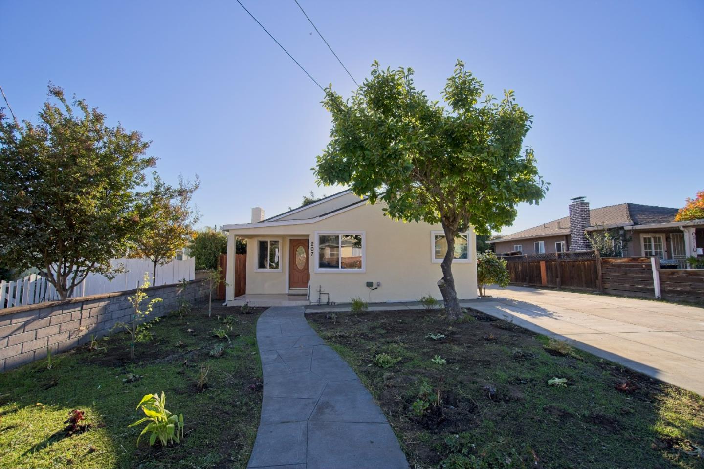 Neighborhood-5