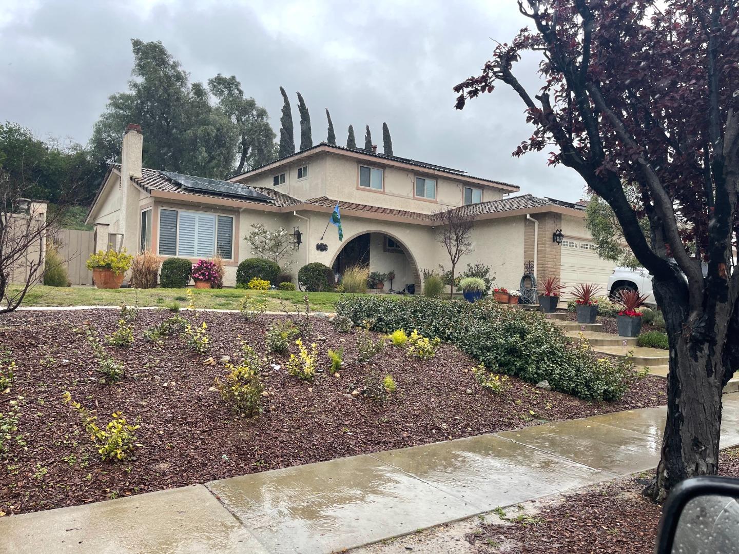 Neighborhood Neighborhood-36