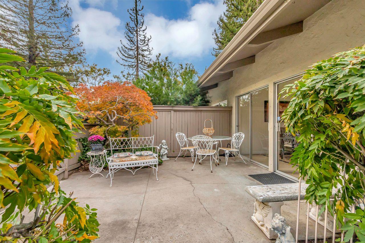 Neighborhood Neighborhood-29