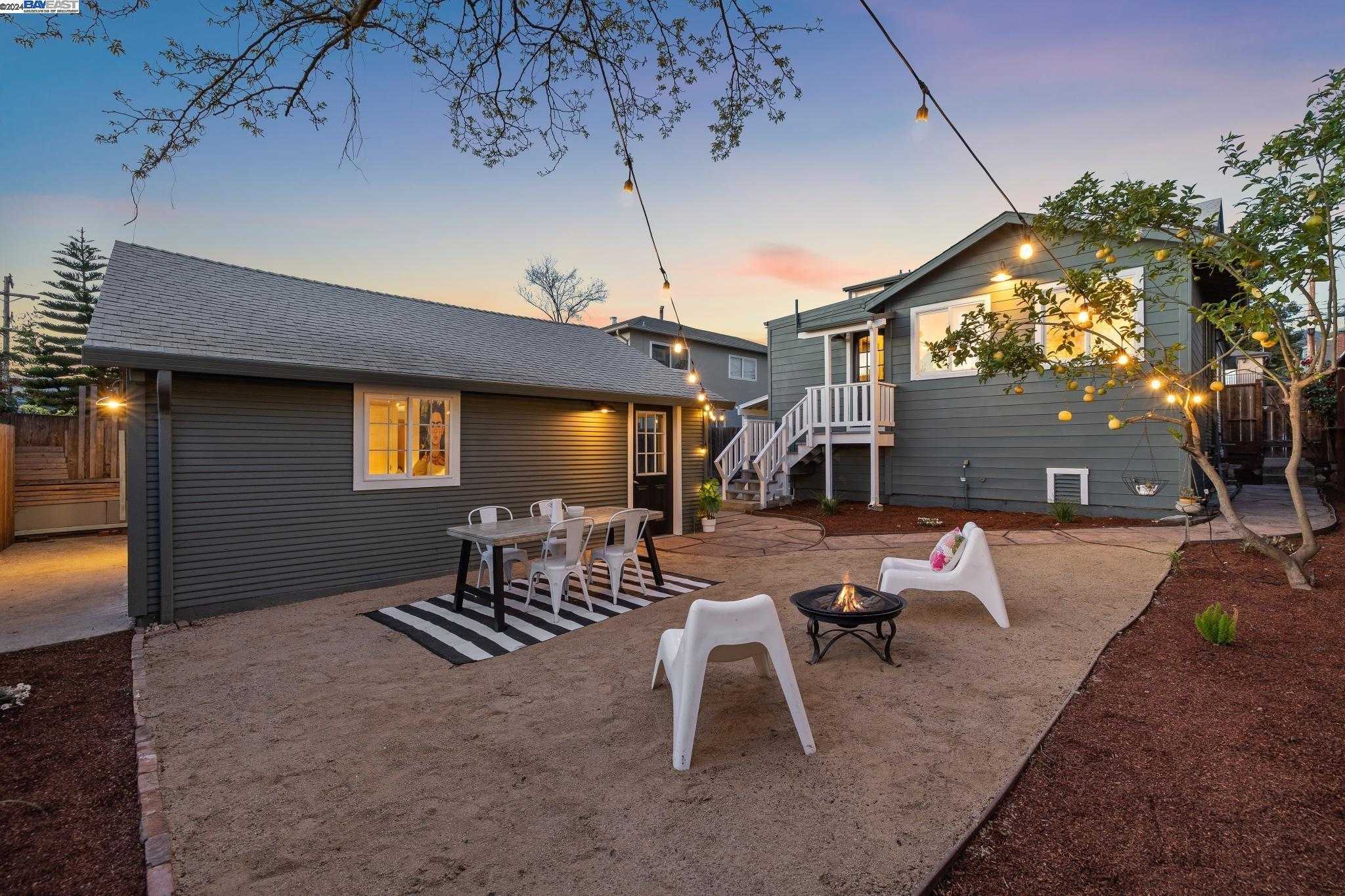 Neighborhood Neighborhood-5