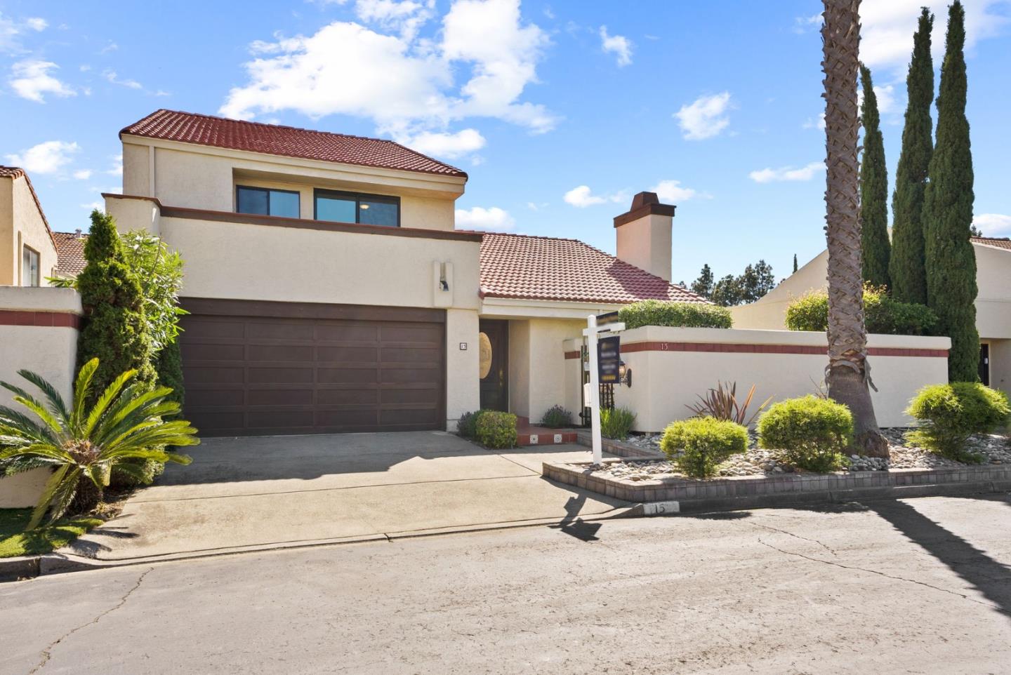 Neighborhood Neighborhood-28