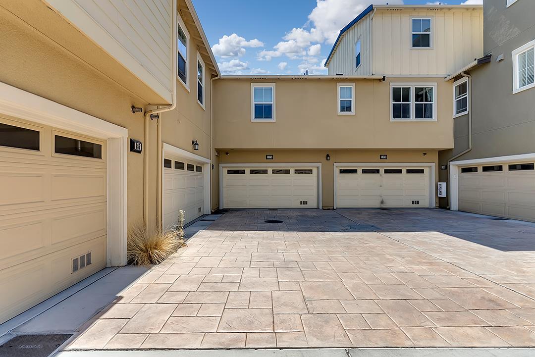 Neighborhood Neighborhood-67