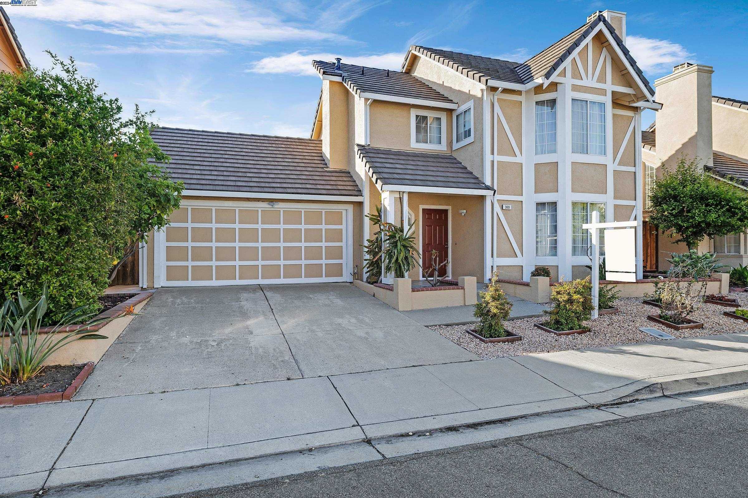 Neighborhood Neighborhood-27