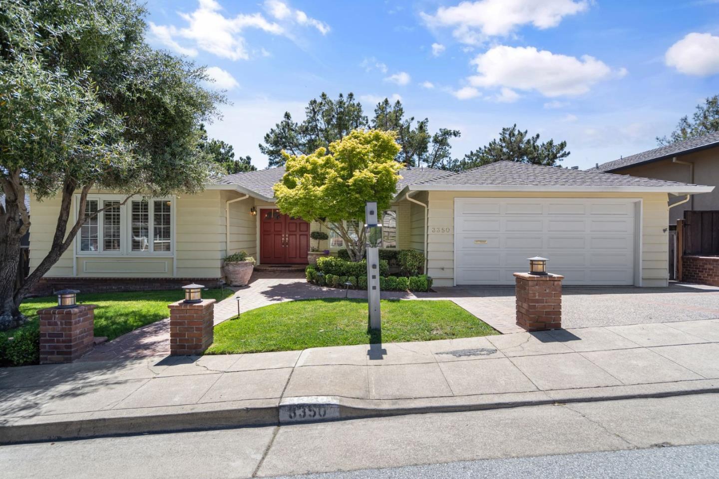 Neighborhood Neighborhood-44