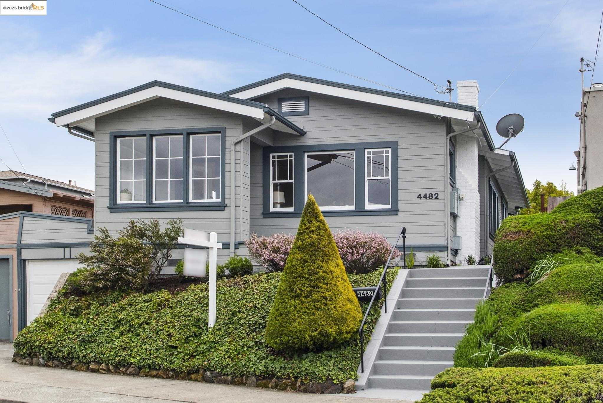 Neighborhood Neighborhood-10