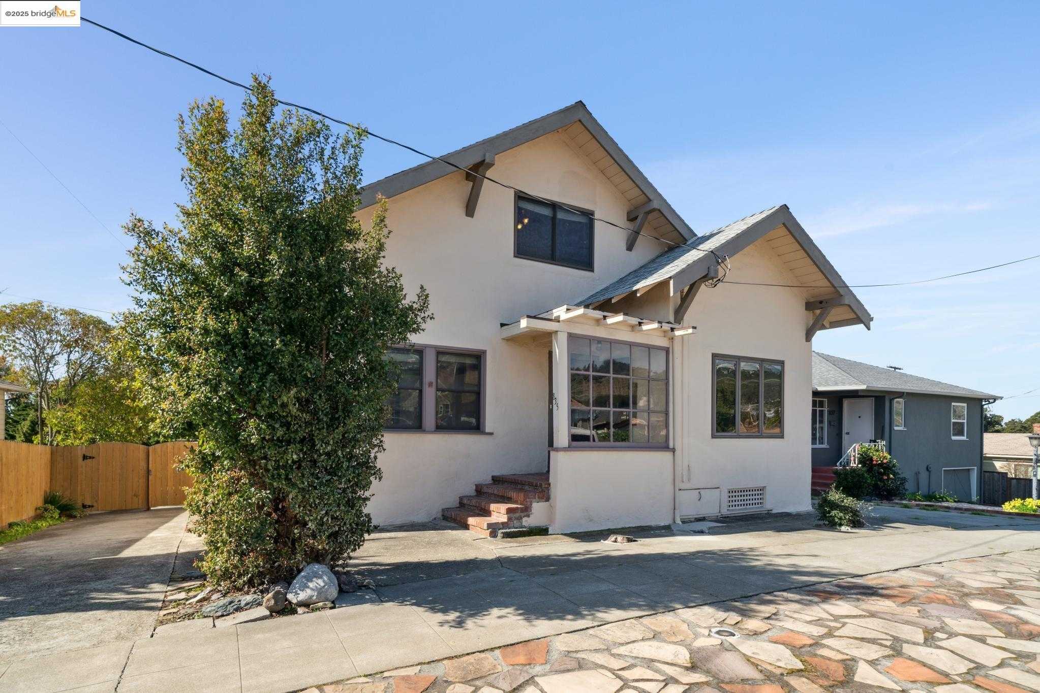 Neighborhood Neighborhood-16